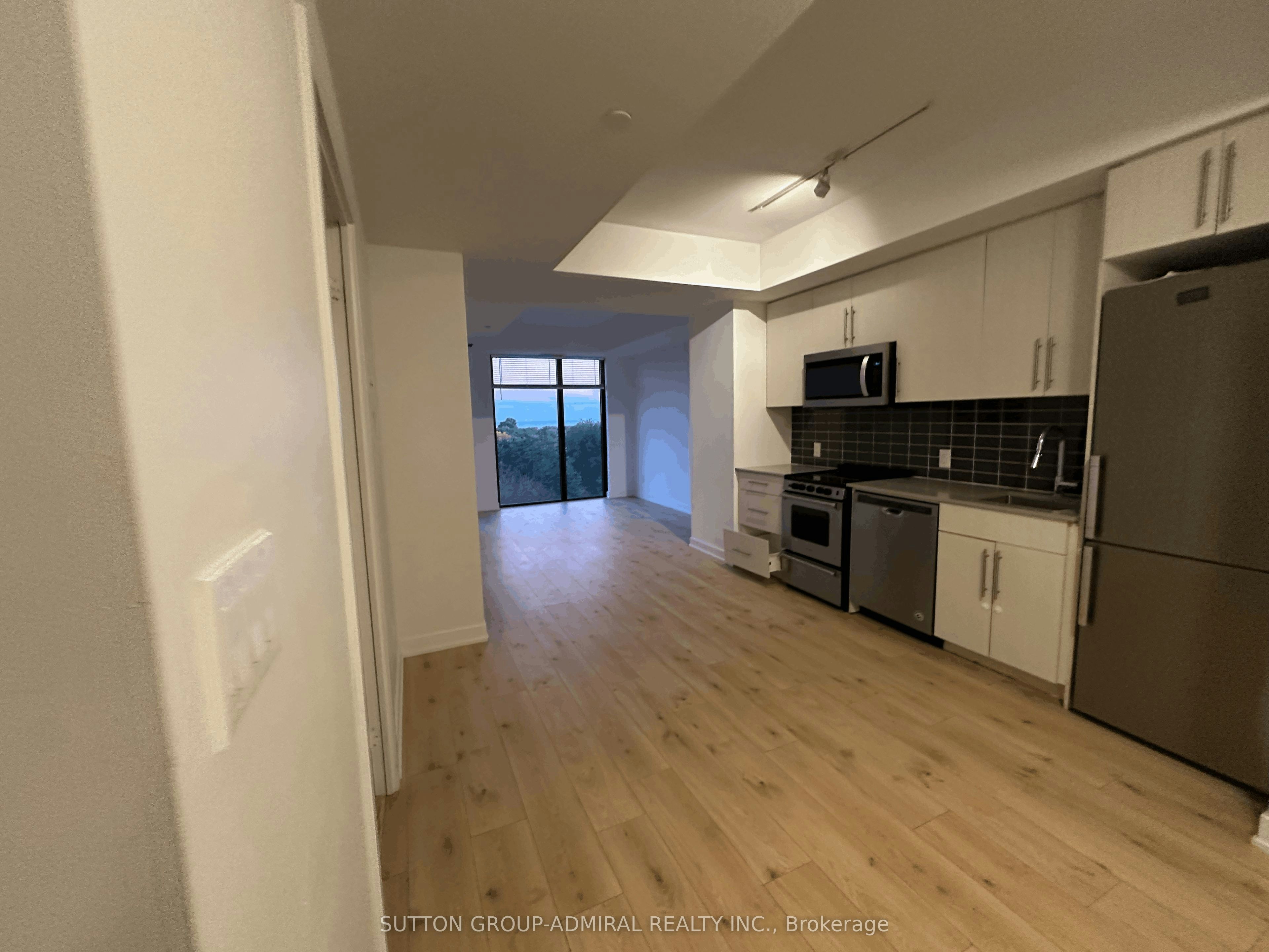 724-2799 Kingston Road, Toronto, ON, M1M 1N1 4