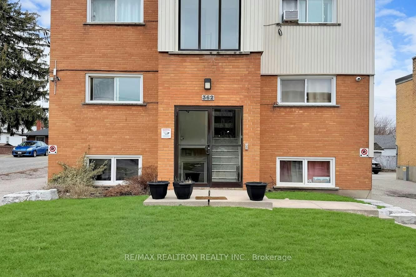 3-362 Elgin Court, Oshawa, ON, L1J 2P4 - 3