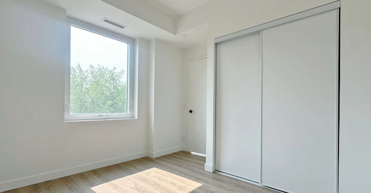 328-1050 Eastern Avenue, Toronto, ON, M4L 0B7 - 5