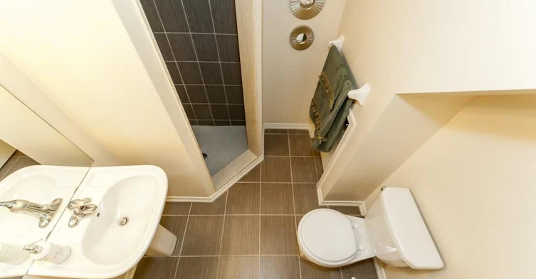 37 Comfort Way, Whitby, ON, L1N 0K5 - 4