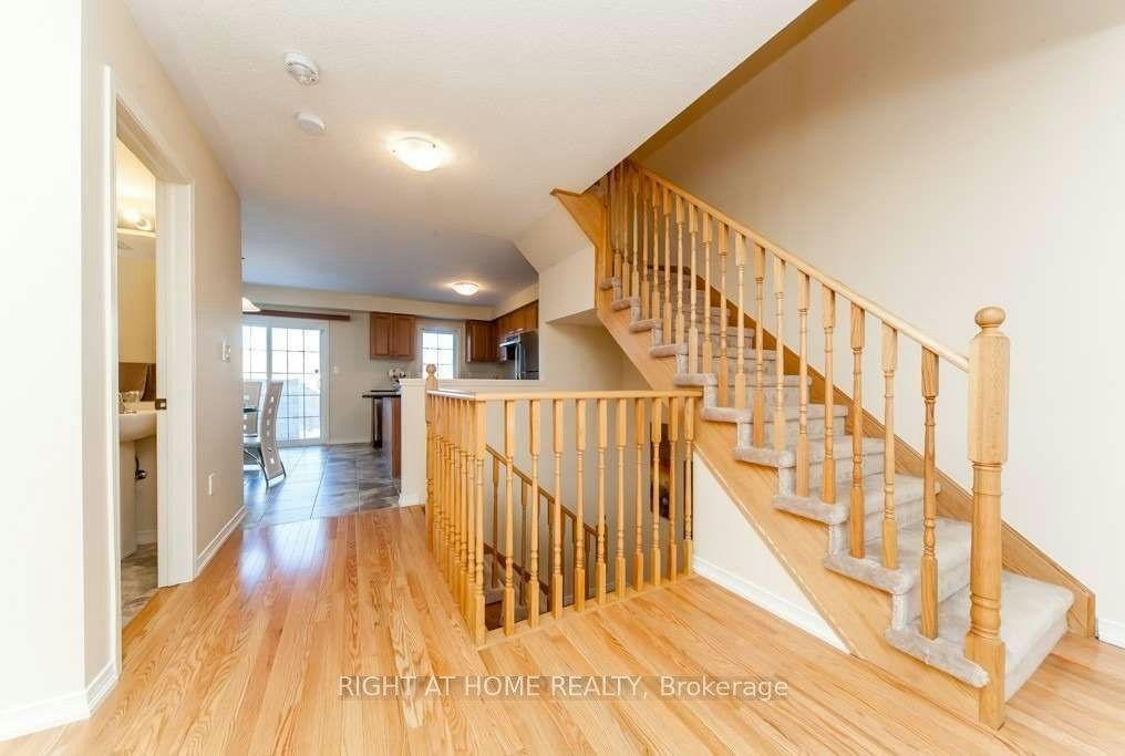 37 Comfort Way, Whitby, ON, L1N 0K5 - 5