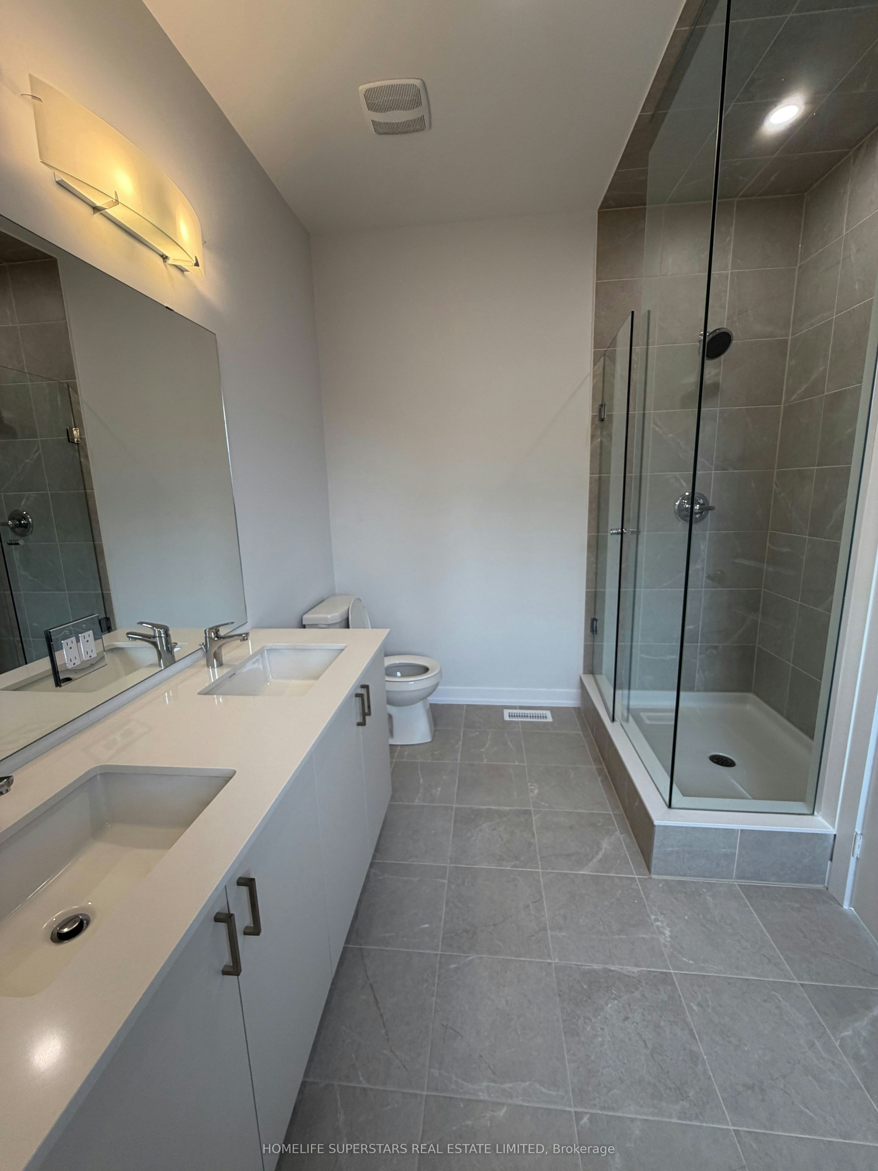 48 Danielle Moore Circle, Toronto, ON, M1P 0G9 - 18
