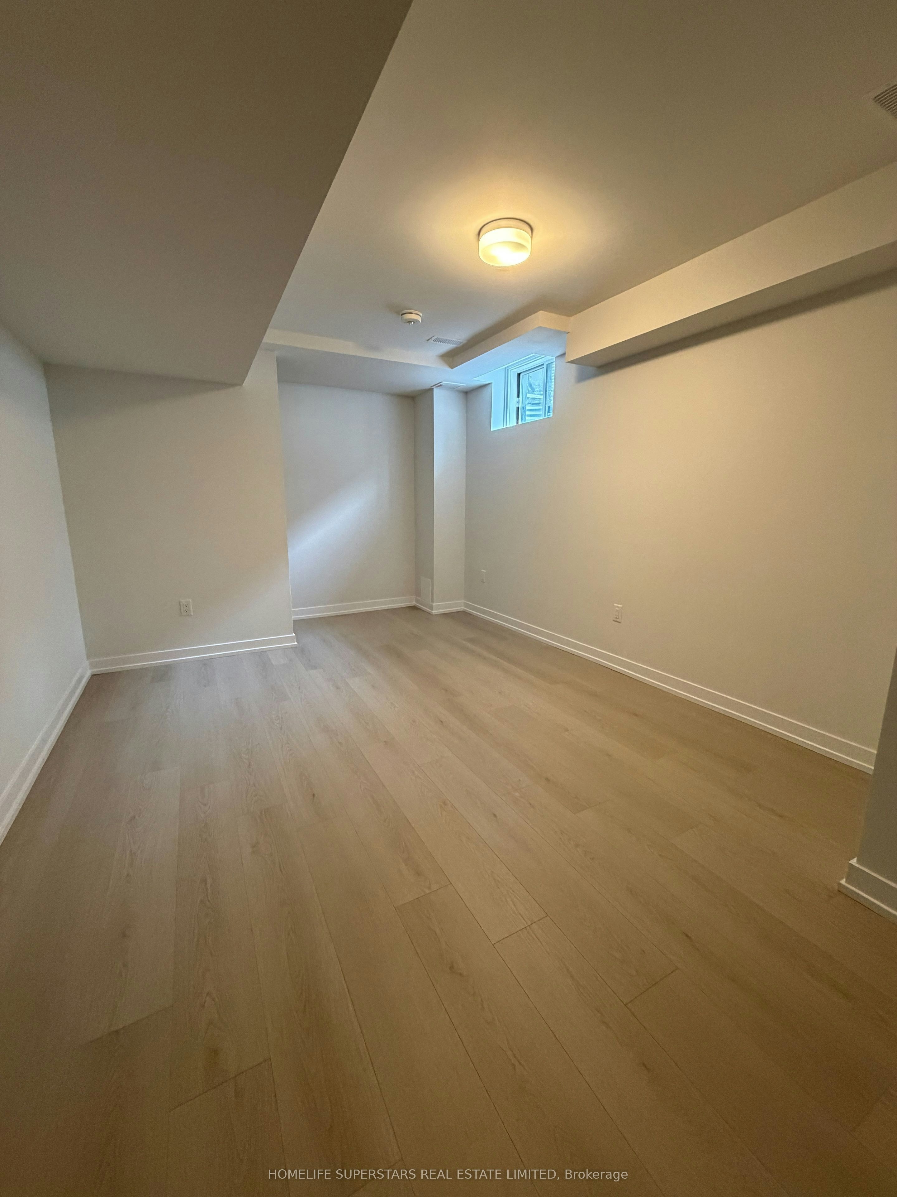 48 Danielle Moore Circle, Toronto, ON, M1P 0G9 - 25