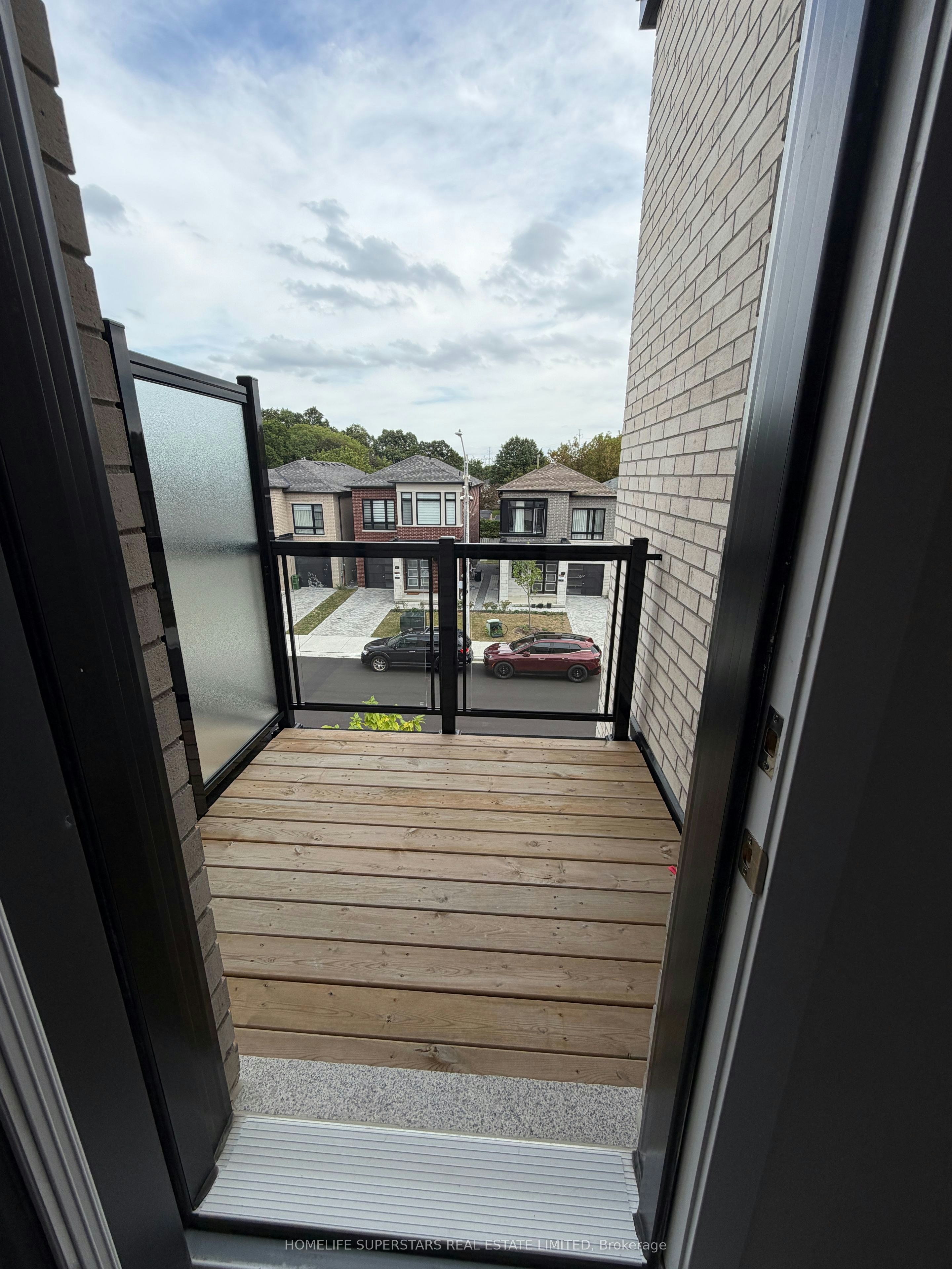48 Danielle Moore Circle, Toronto, ON, M1P 0G9 - 24
