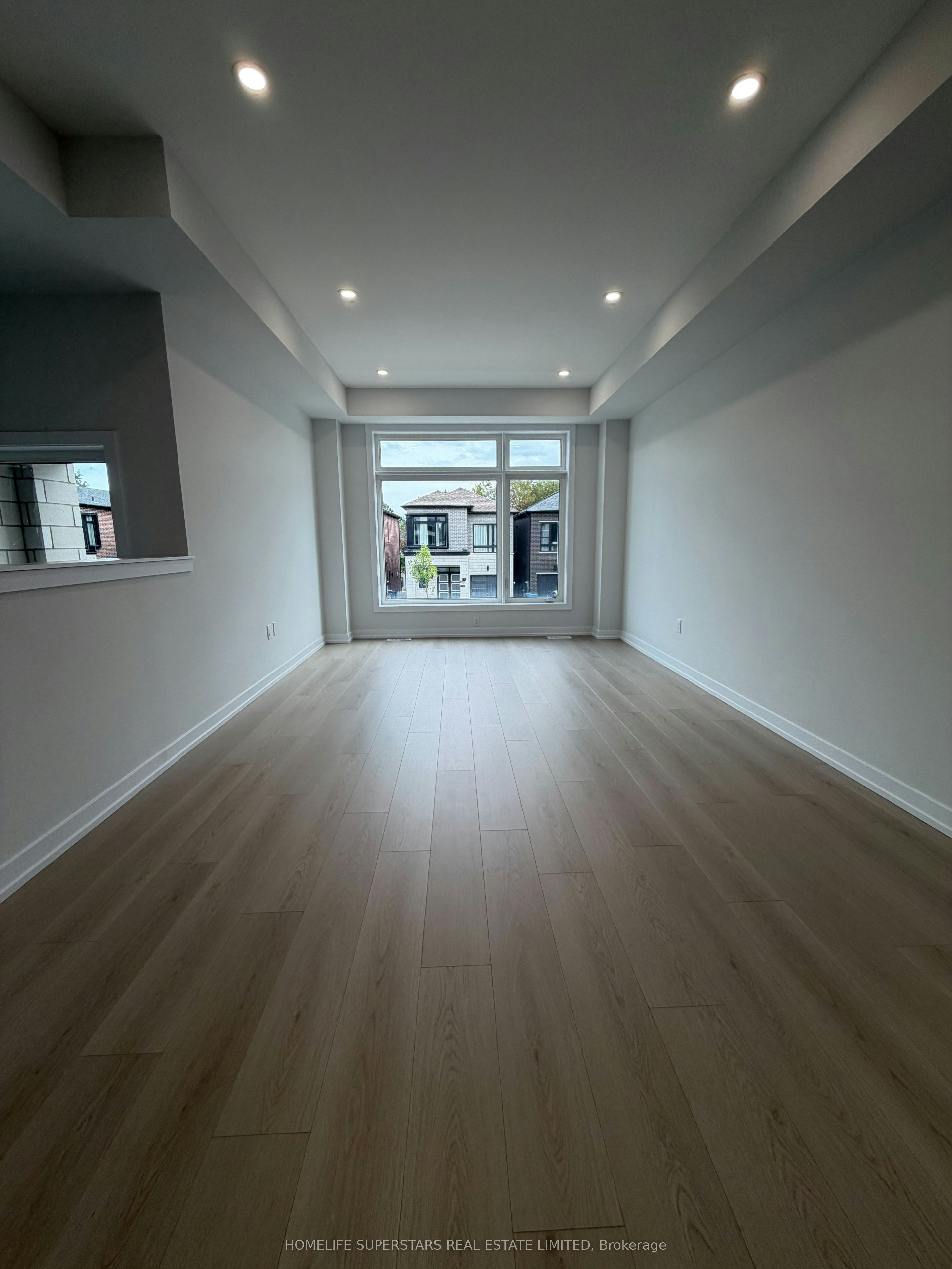 48 Danielle Moore Circle, Toronto, ON, M1P 0G9 - 4