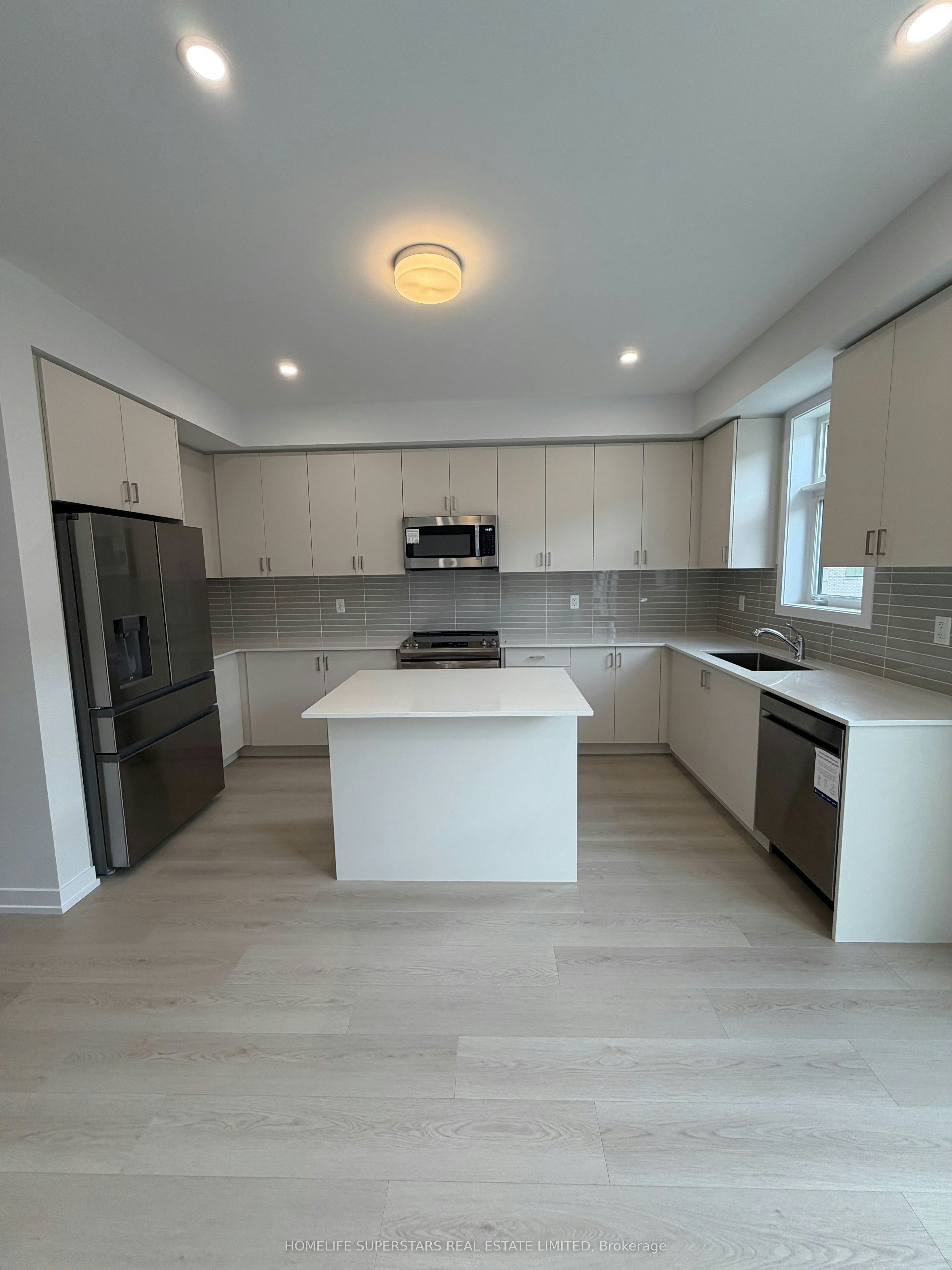 48 Danielle Moore Circle, Toronto, ON, M1P 0G9 - 14