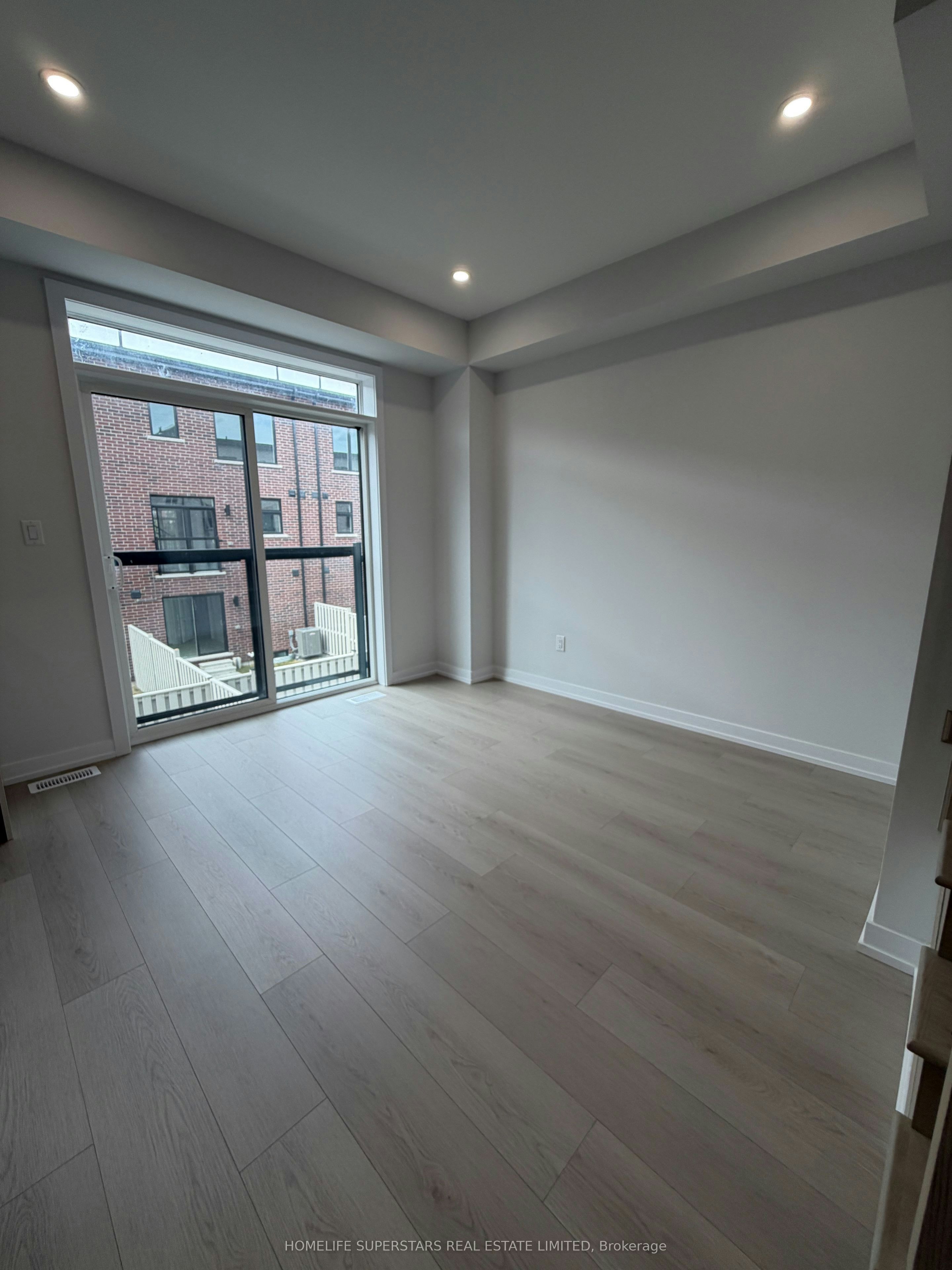 48 Danielle Moore Circle, Toronto, ON, M1P 0G9 - 9