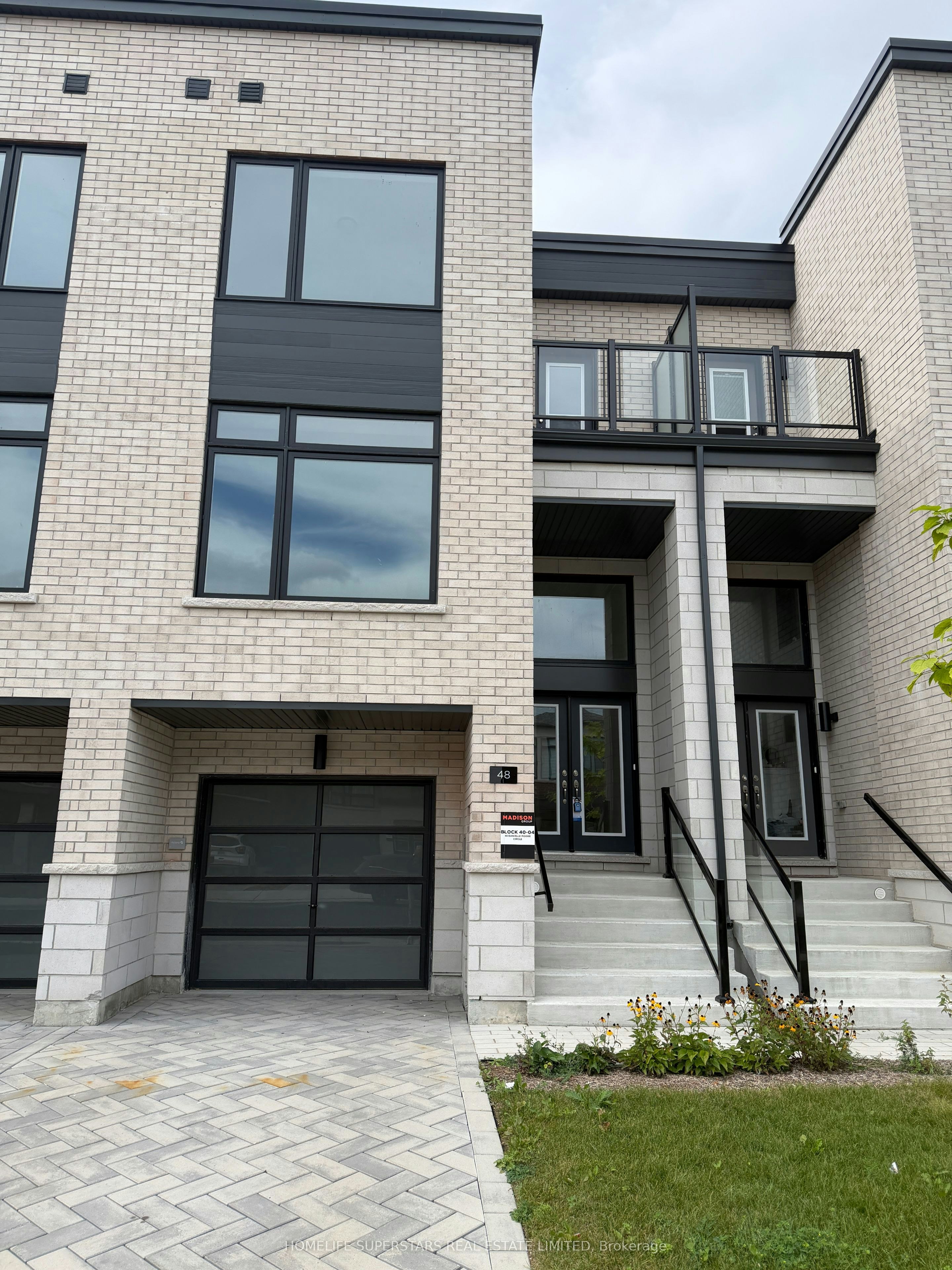 48 Danielle Moore Circle, Toronto, ON, M1P 0G9 - 2