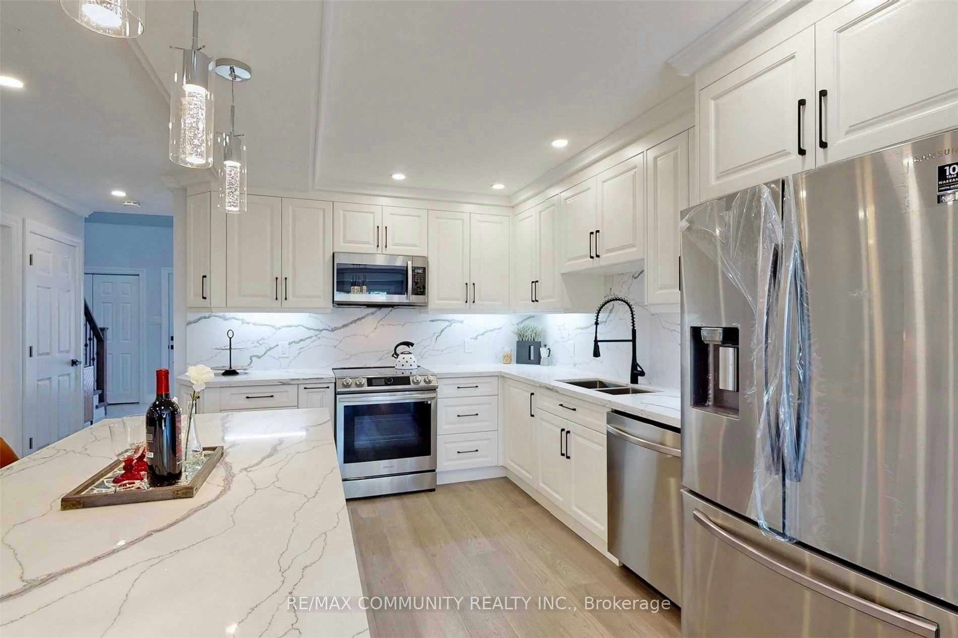 1216 Charlotte Circle, Pickering, ON, L1V 3P8 - 5