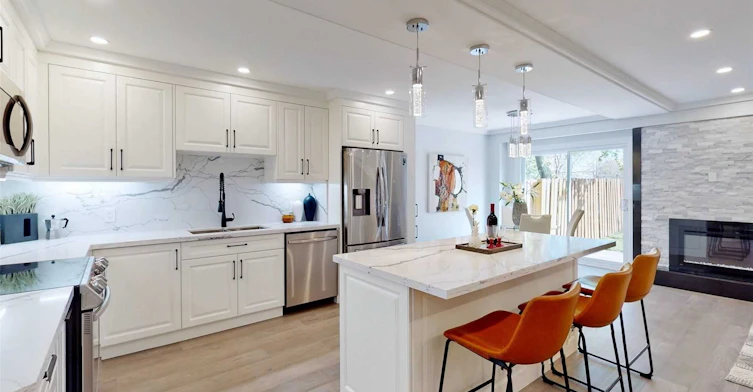 1216 Charlotte Circle, Pickering, ON, L1V 3P8