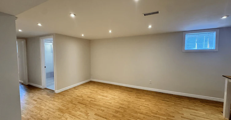 Bsmt-28 Willowhurst Crescent, Toronto, ON, M1R 3R6 - 2