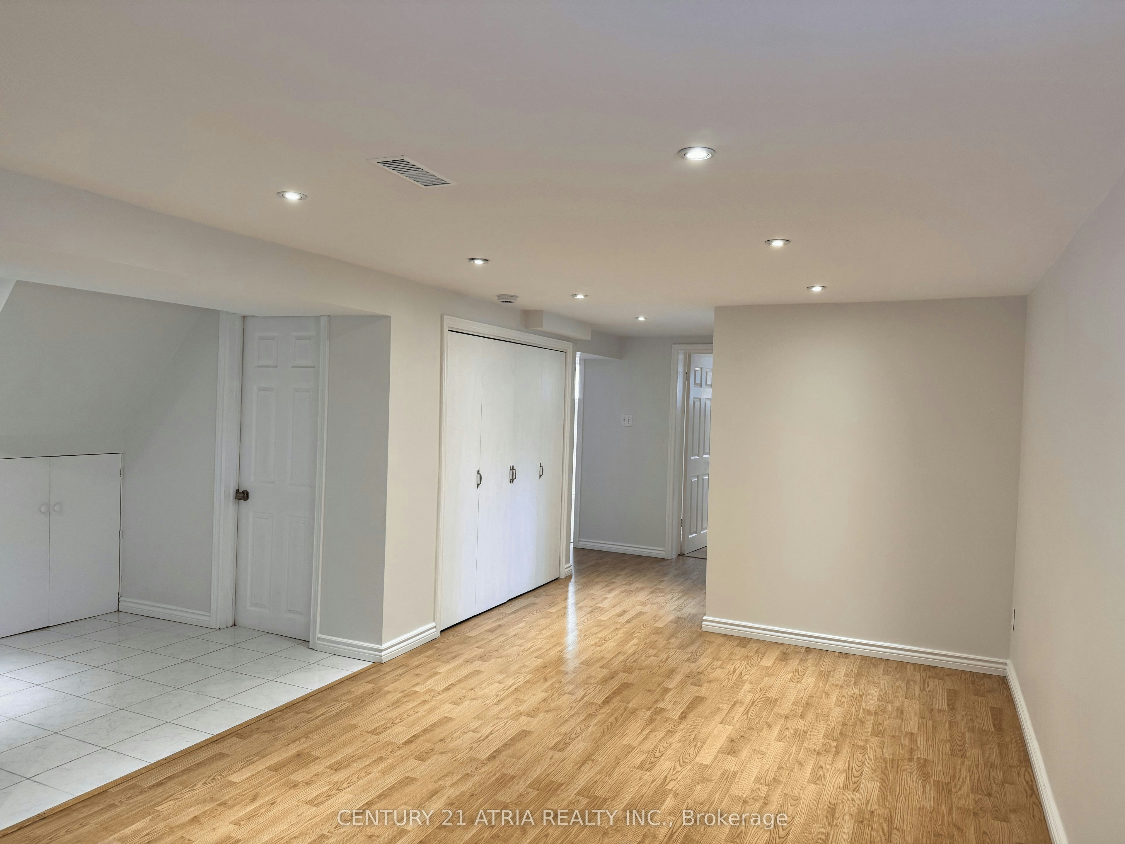Bsmt-28 Willowhurst Crescent, Toronto, ON, M1R 3R6 - 6