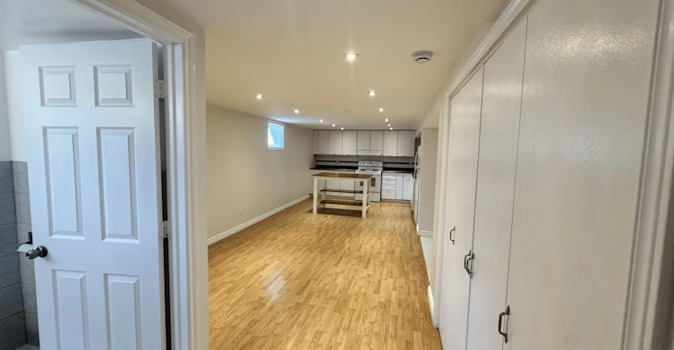 Bsmt-28 Willowhurst Crescent, Toronto, ON, M1R 3R6 - 14