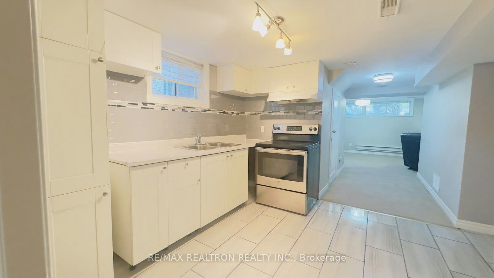 Bsmnt-124 Thicketwood Drive, Toronto, ON, M1J 2A3 - 13