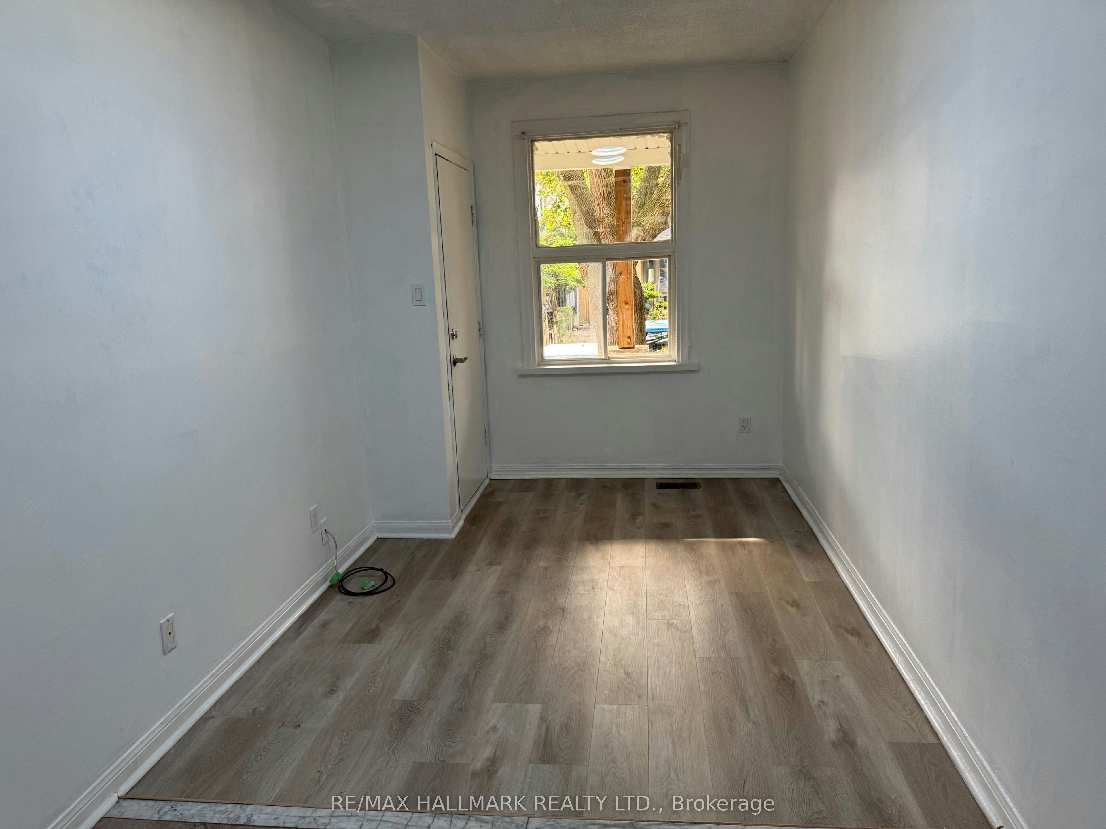 Main Floor-57 Hiawatha Road, Toronto, ON, M4L 2X7 - 2