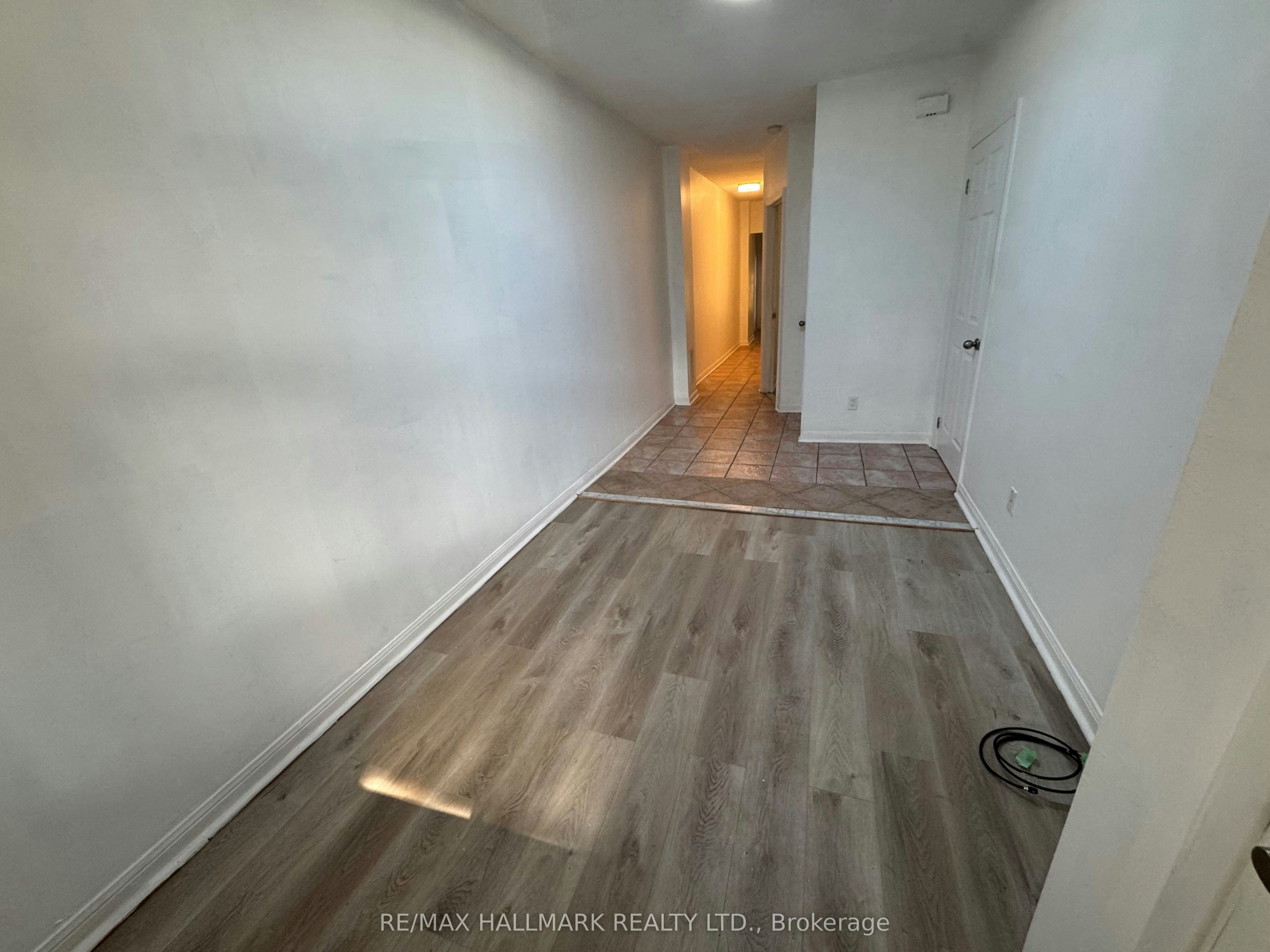 Main Floor-57 Hiawatha Road, Toronto, ON, M4L 2X7 - 3