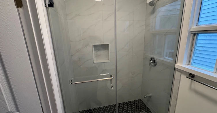 Main Floor-57 Hiawatha Road, Toronto, ON, M4L 2X7 - 11