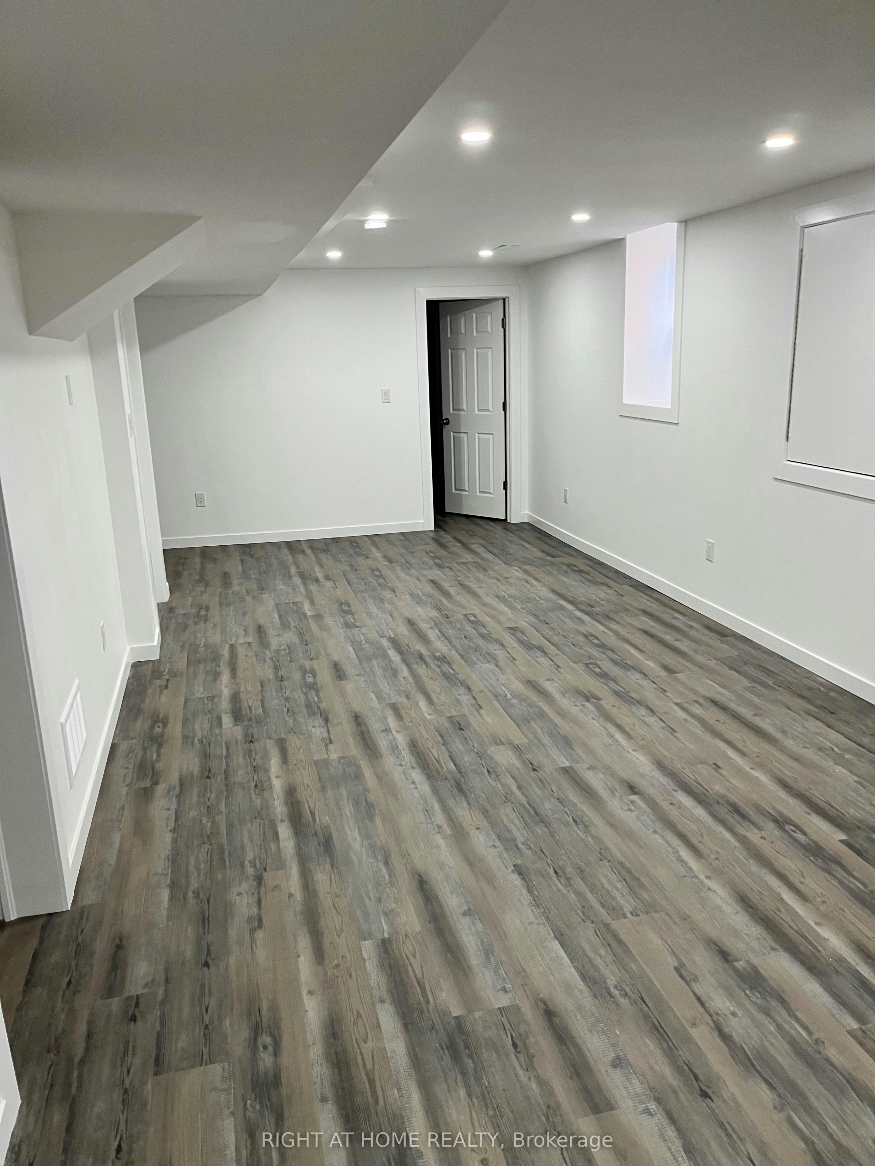 19 Shrewsbury Drive, Whitby, ON, L1M 0E2 - 3
