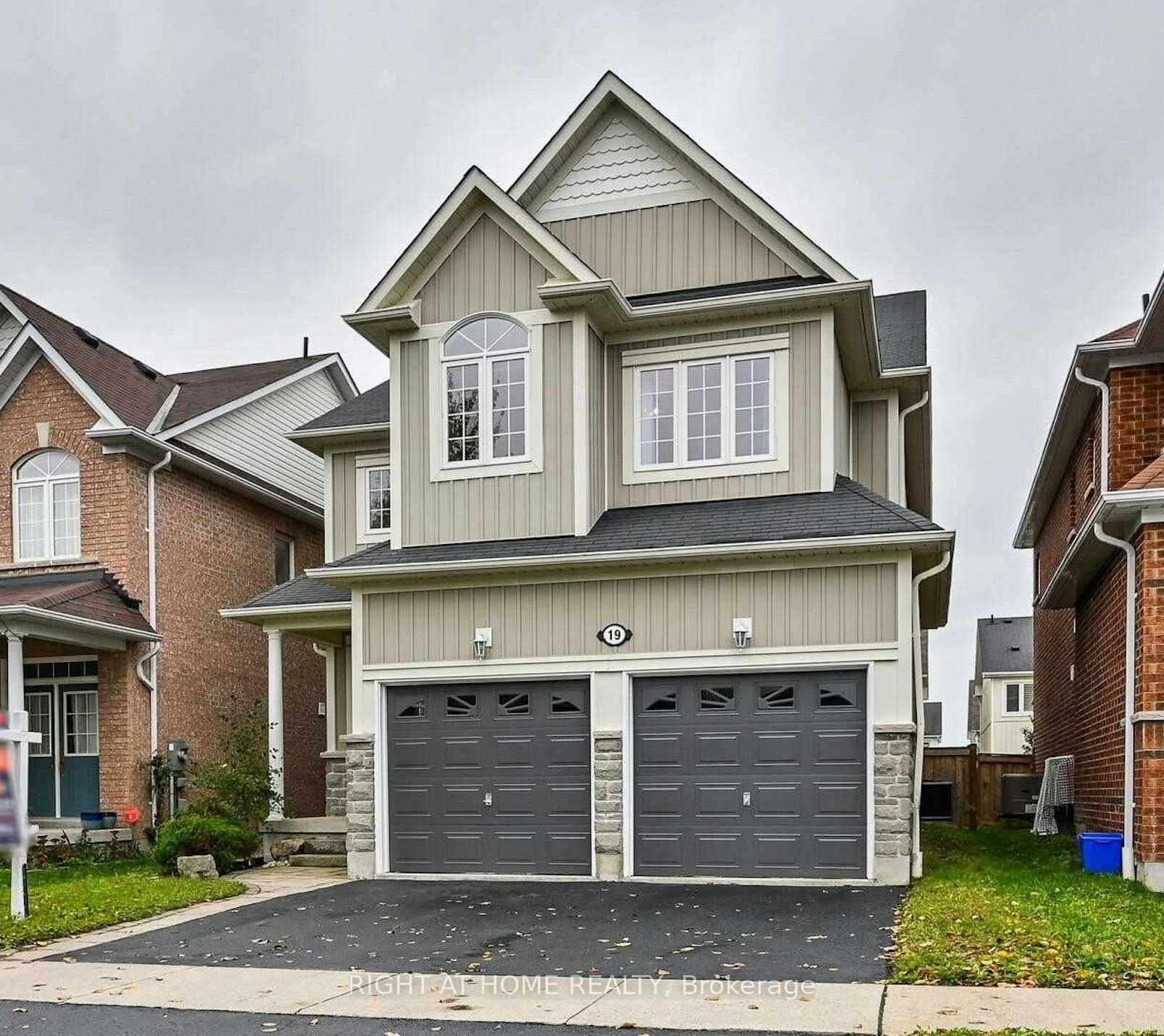 19 Shrewsbury Drive, Whitby, ON, L1M 0E2