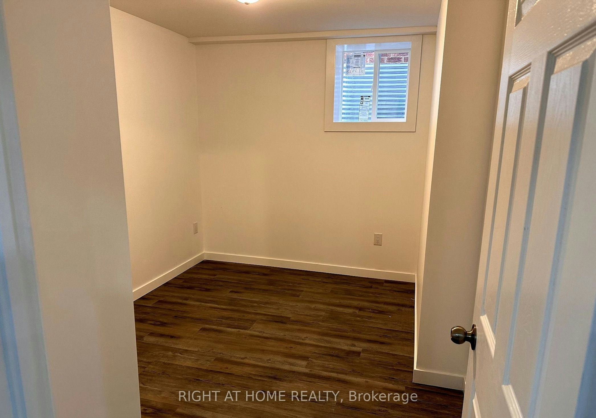 19 Shrewsbury Drive, Whitby, ON, L1M 0E2 - 5
