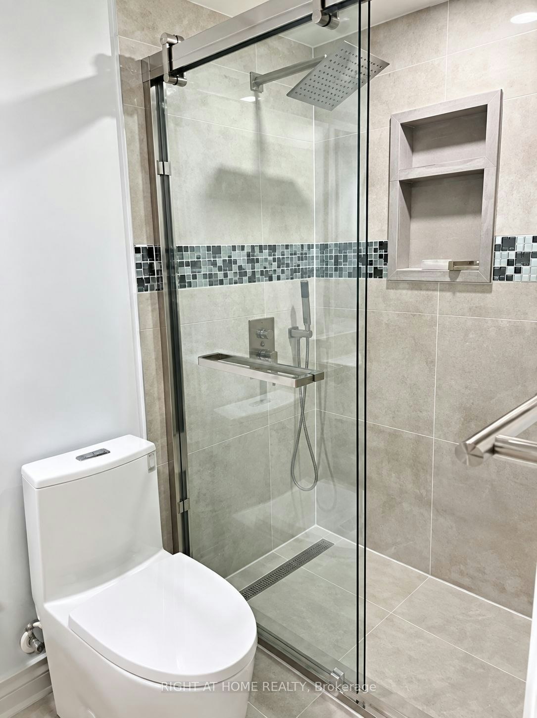LOWER-59 Marblemount Crescent, Toronto, ON, M1T 2H5 - 8