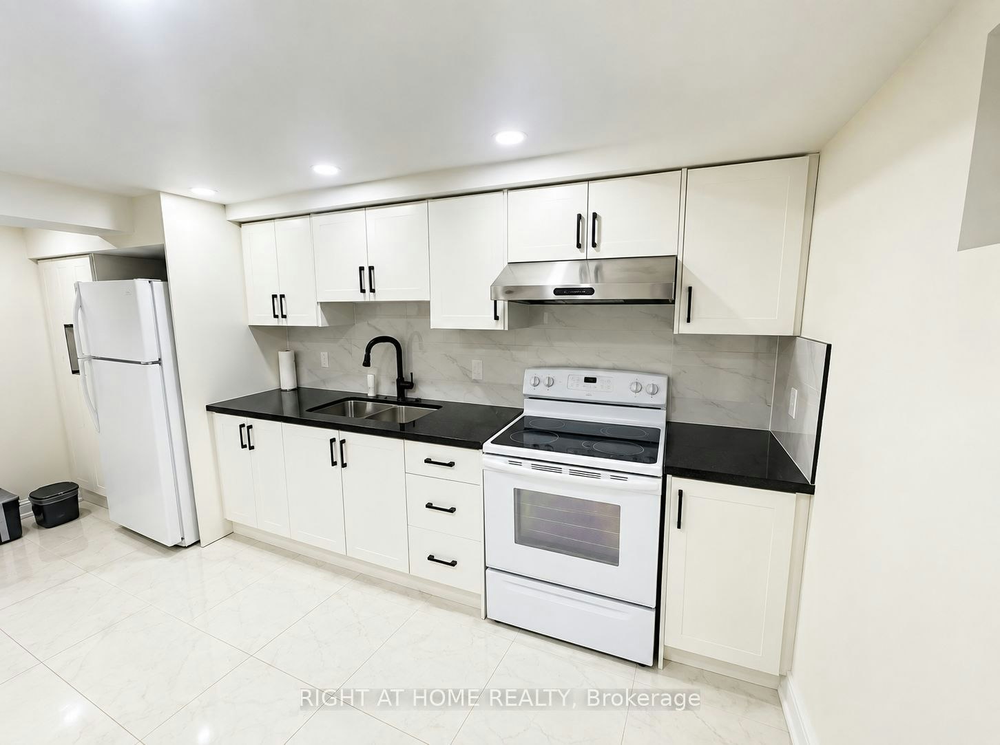 LOWER-59 Marblemount Crescent, Toronto, ON, M1T 2H5 - 2