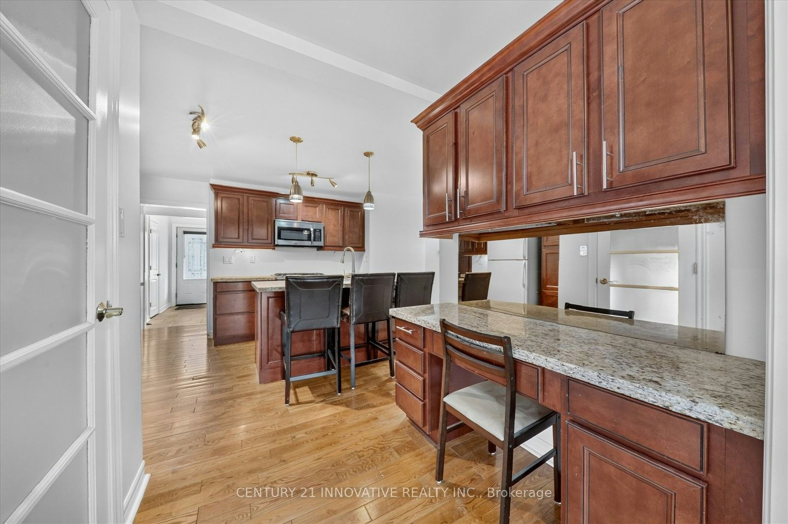 Main-68 Cree Avenue, Toronto, ON, M1M 1Z6 - 18