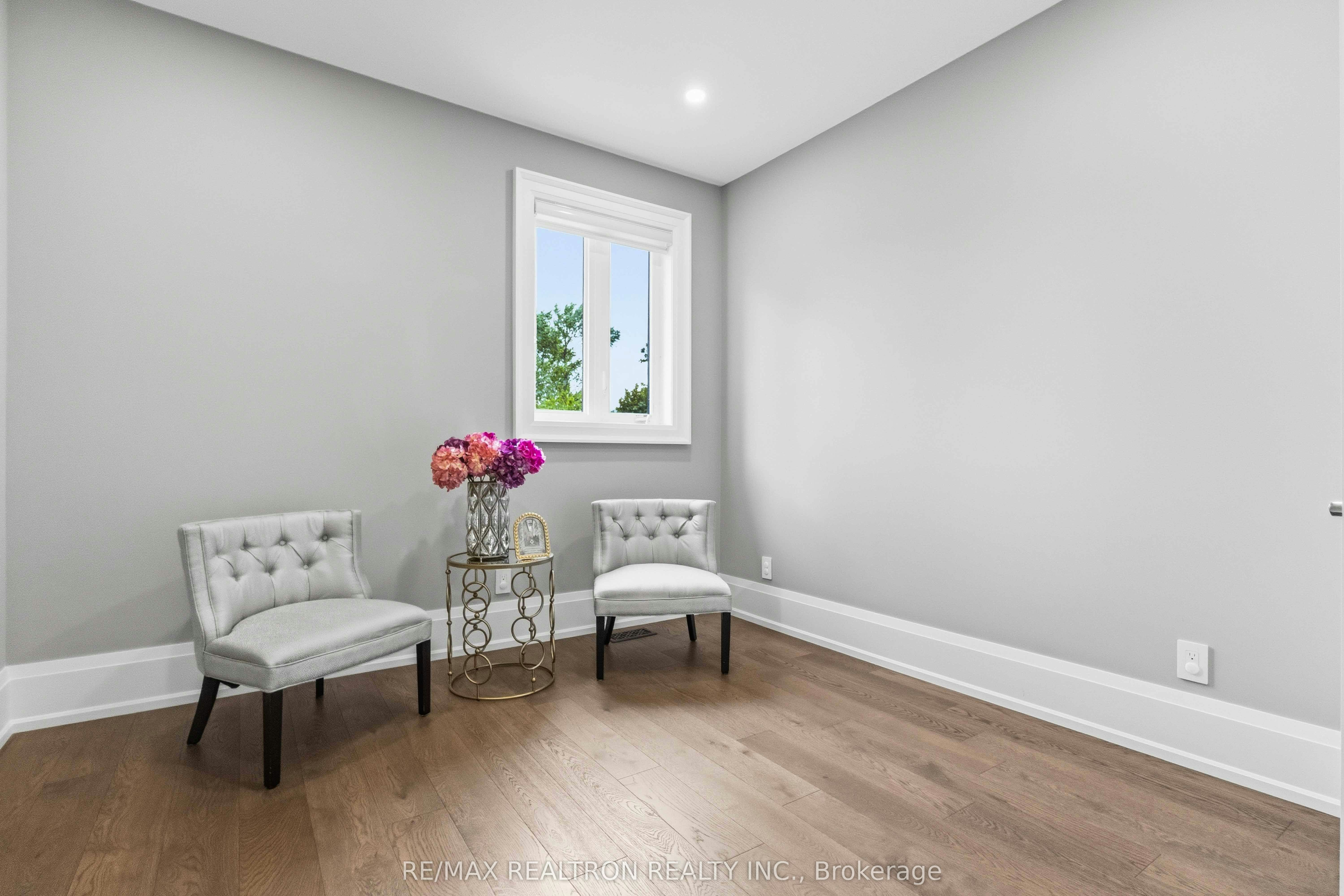 809 Fairview Avenue, Pickering, ON, L1W 1M7 - 32