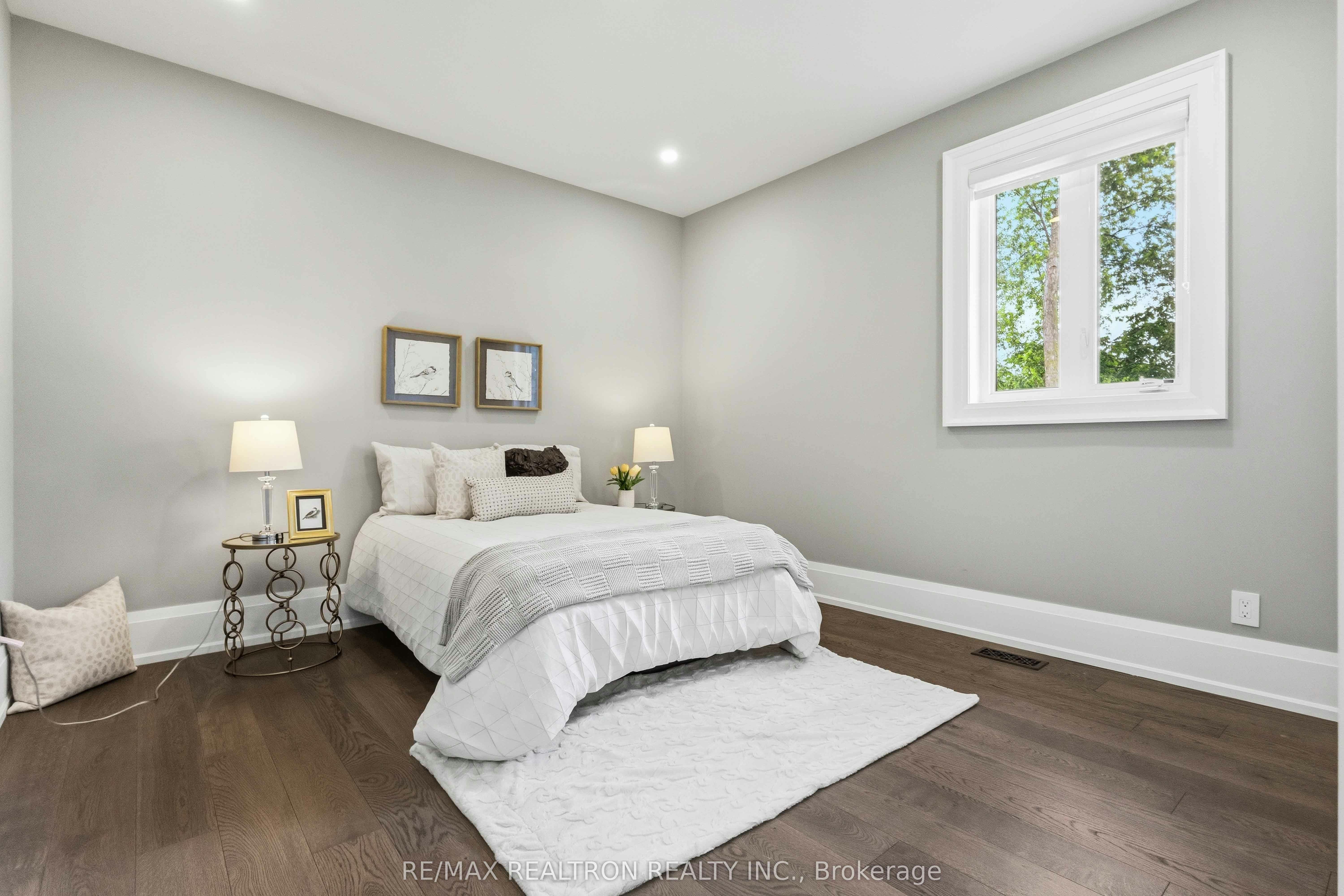 809 Fairview Avenue, Pickering, ON, L1W 1M7 - 31