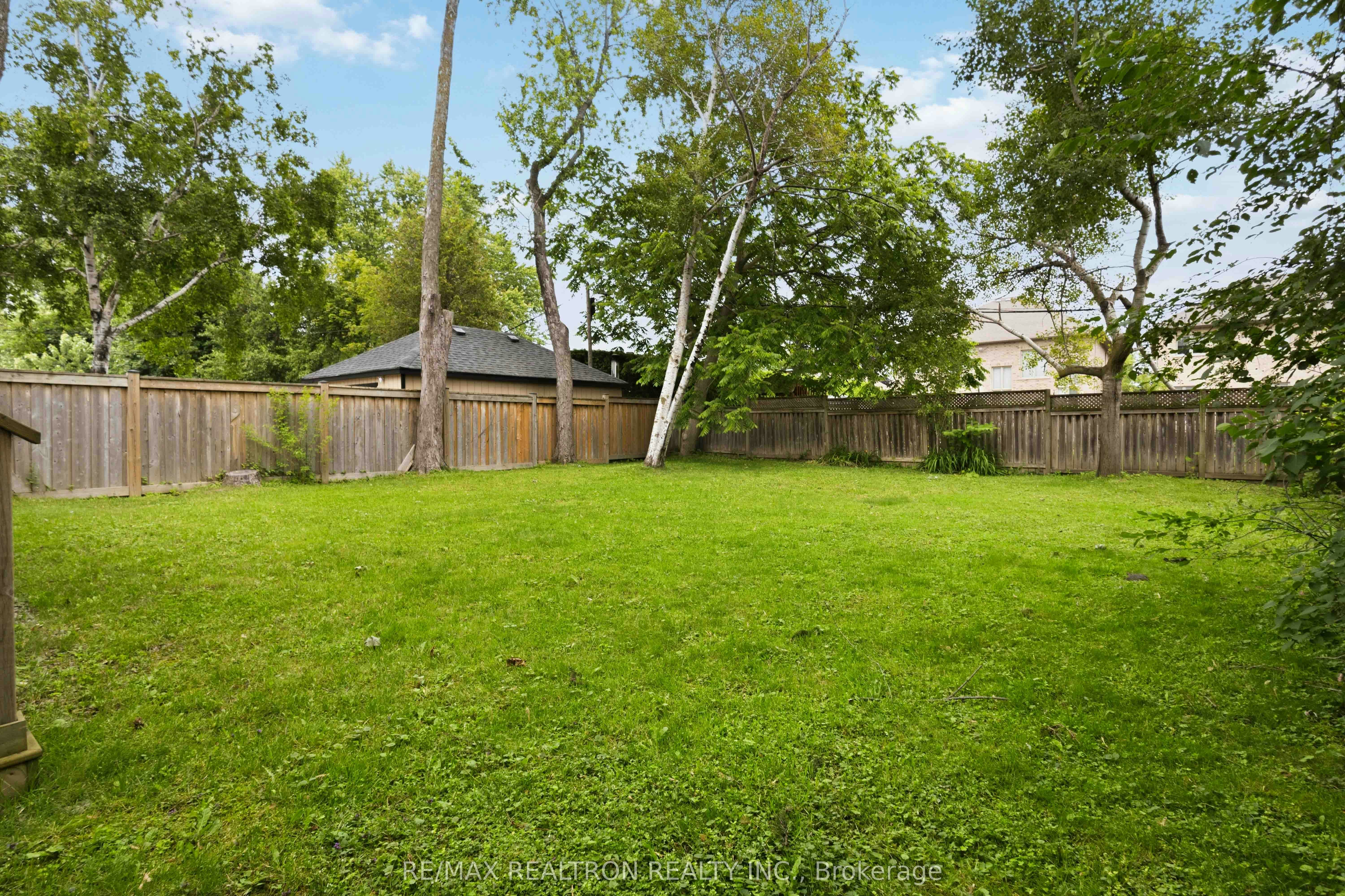 809 Fairview Avenue, Pickering, ON, L1W 1M7 - 47