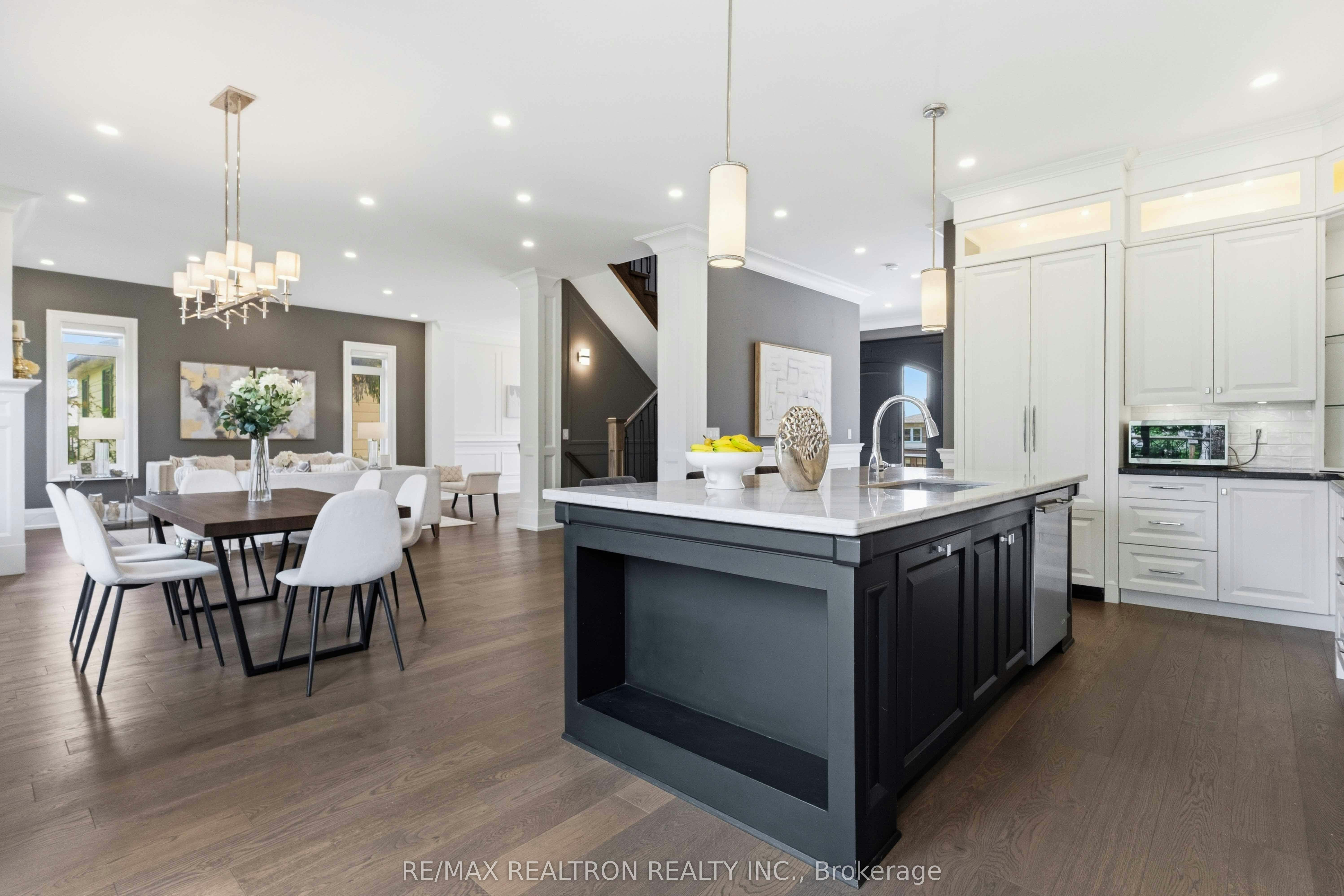 809 Fairview Avenue, Pickering, ON, L1W 1M7 - 19