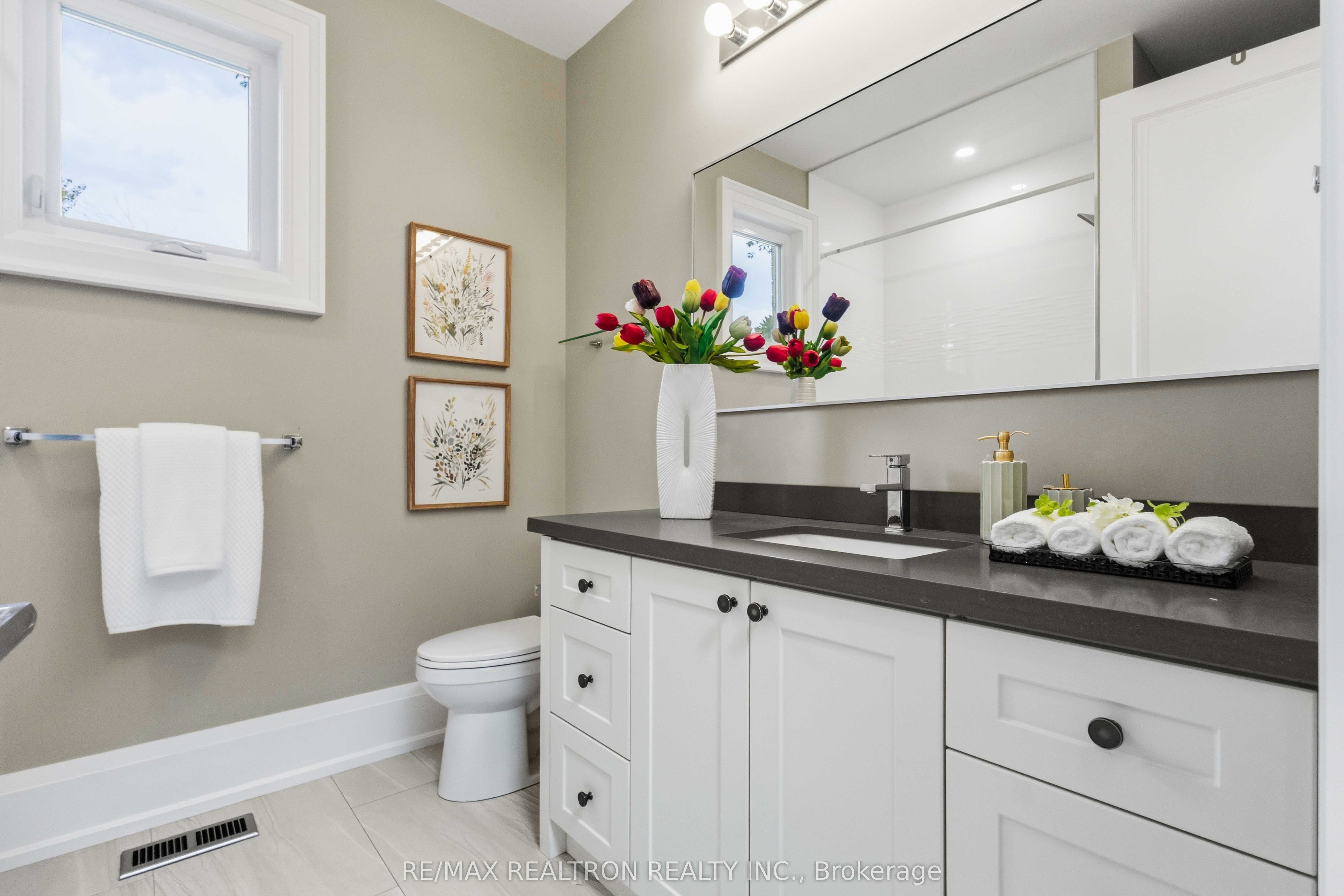809 Fairview Avenue, Pickering, ON, L1W 1M7 - 34