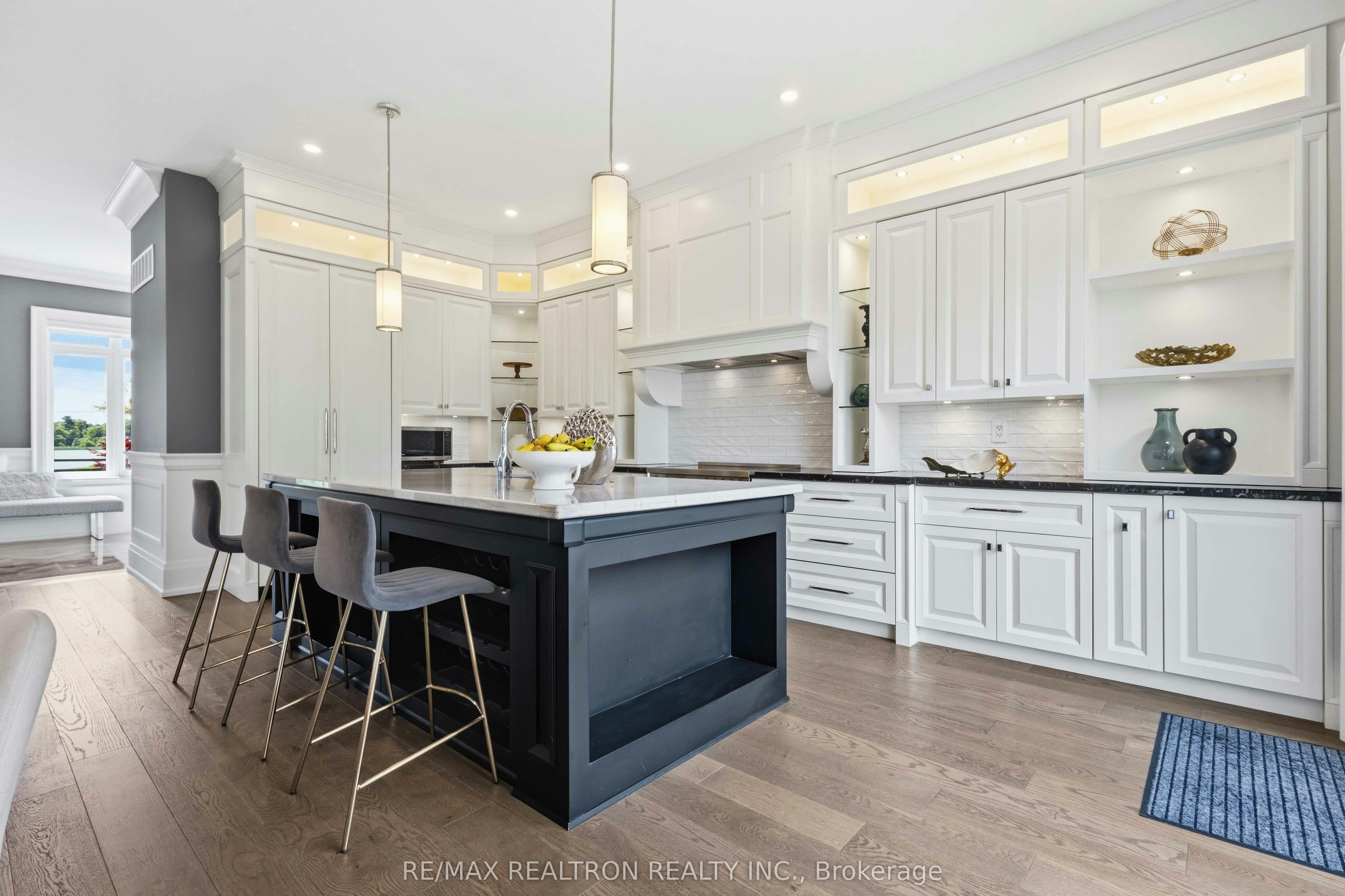 809 Fairview Avenue, Pickering, ON, L1W 1M7 - 15