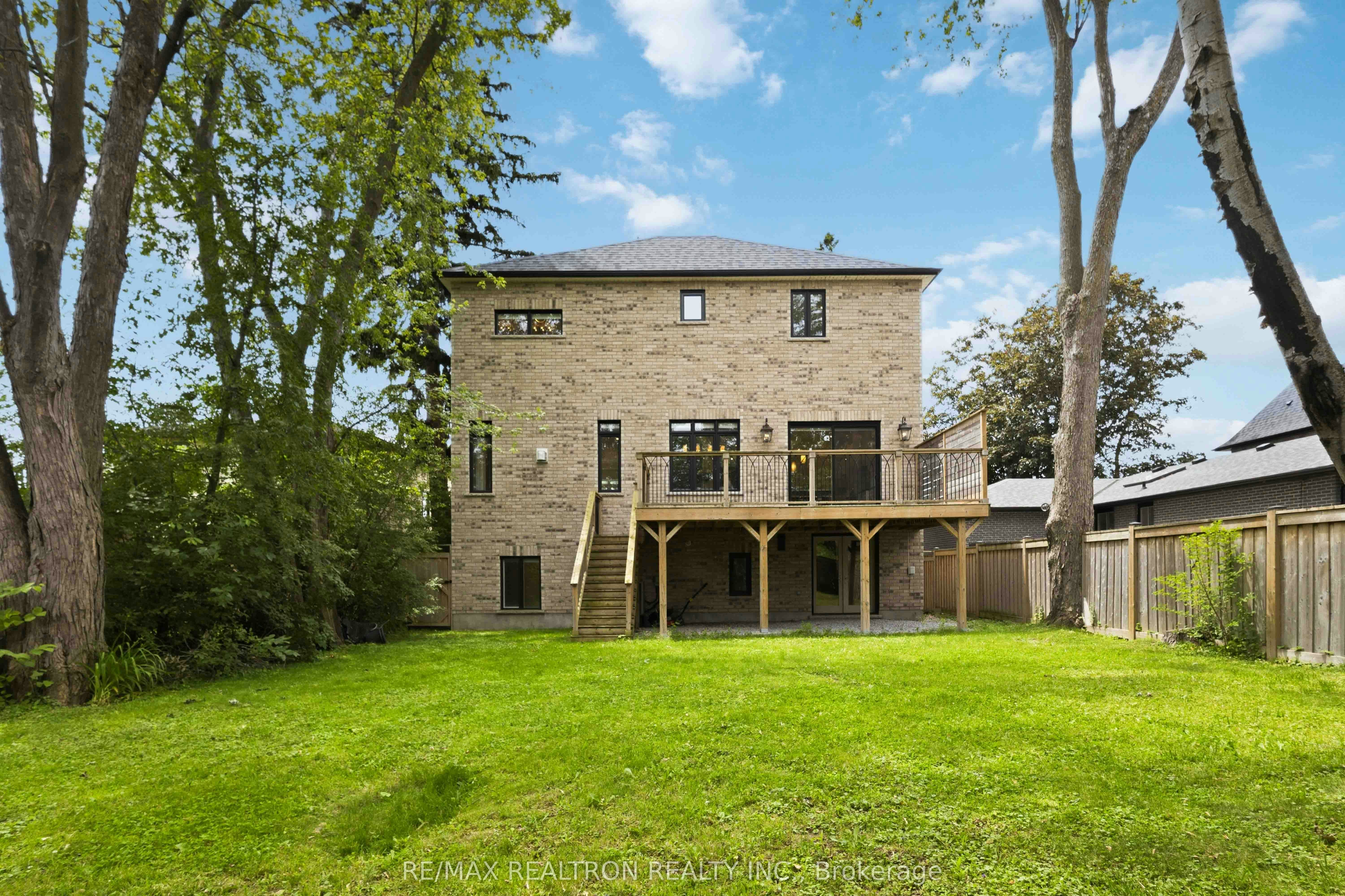 809 Fairview Avenue, Pickering, ON, L1W 1M7 - 46