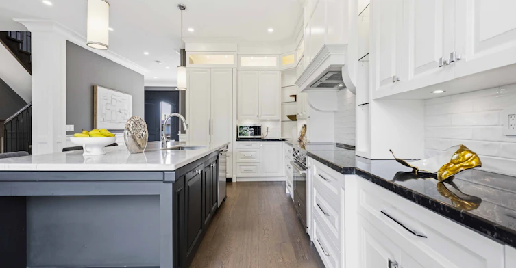809 Fairview Avenue, Pickering, ON, L1W 1M7 - 18