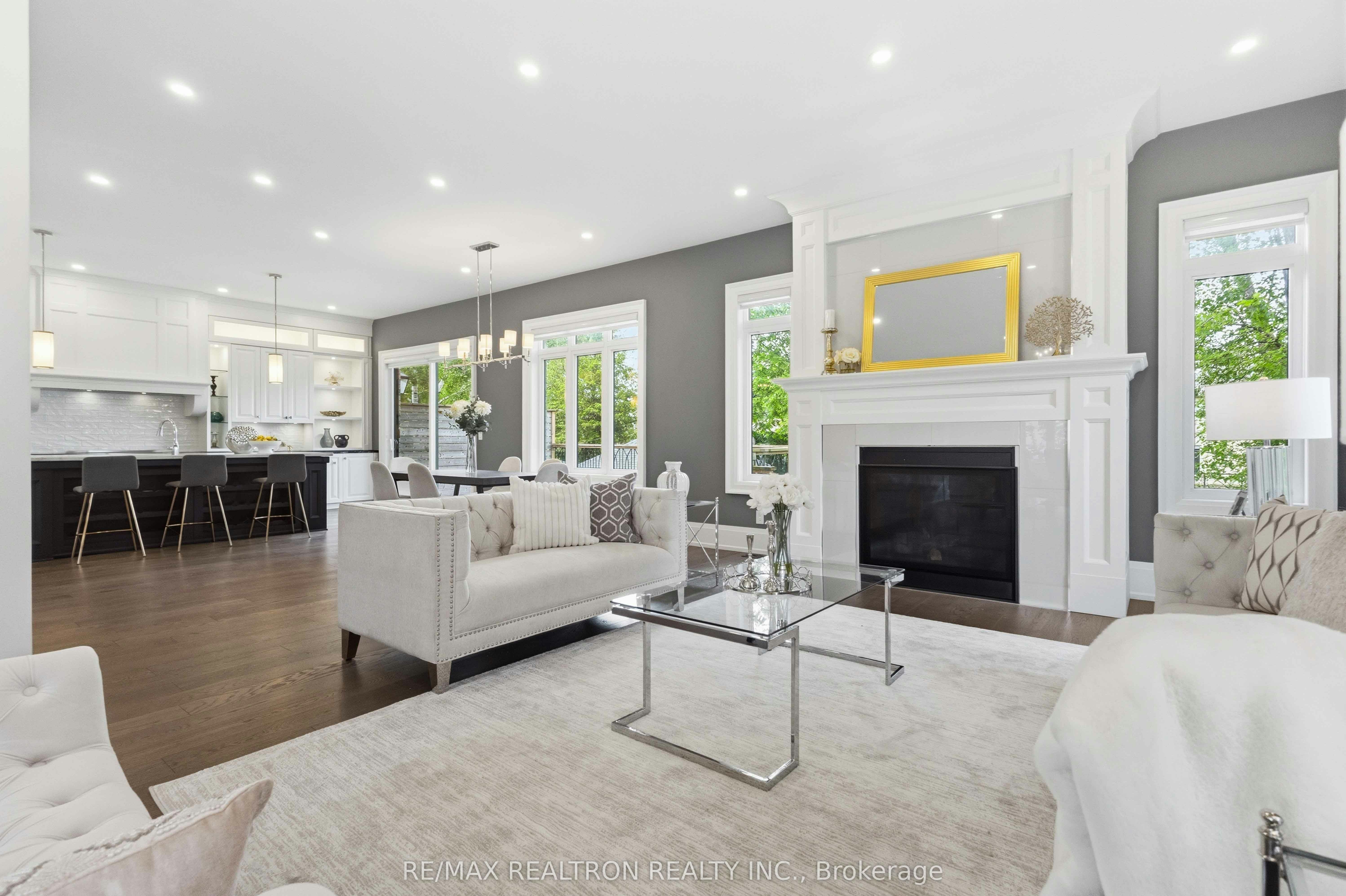 809 Fairview Avenue, Pickering, ON, L1W 1M7 - 12
