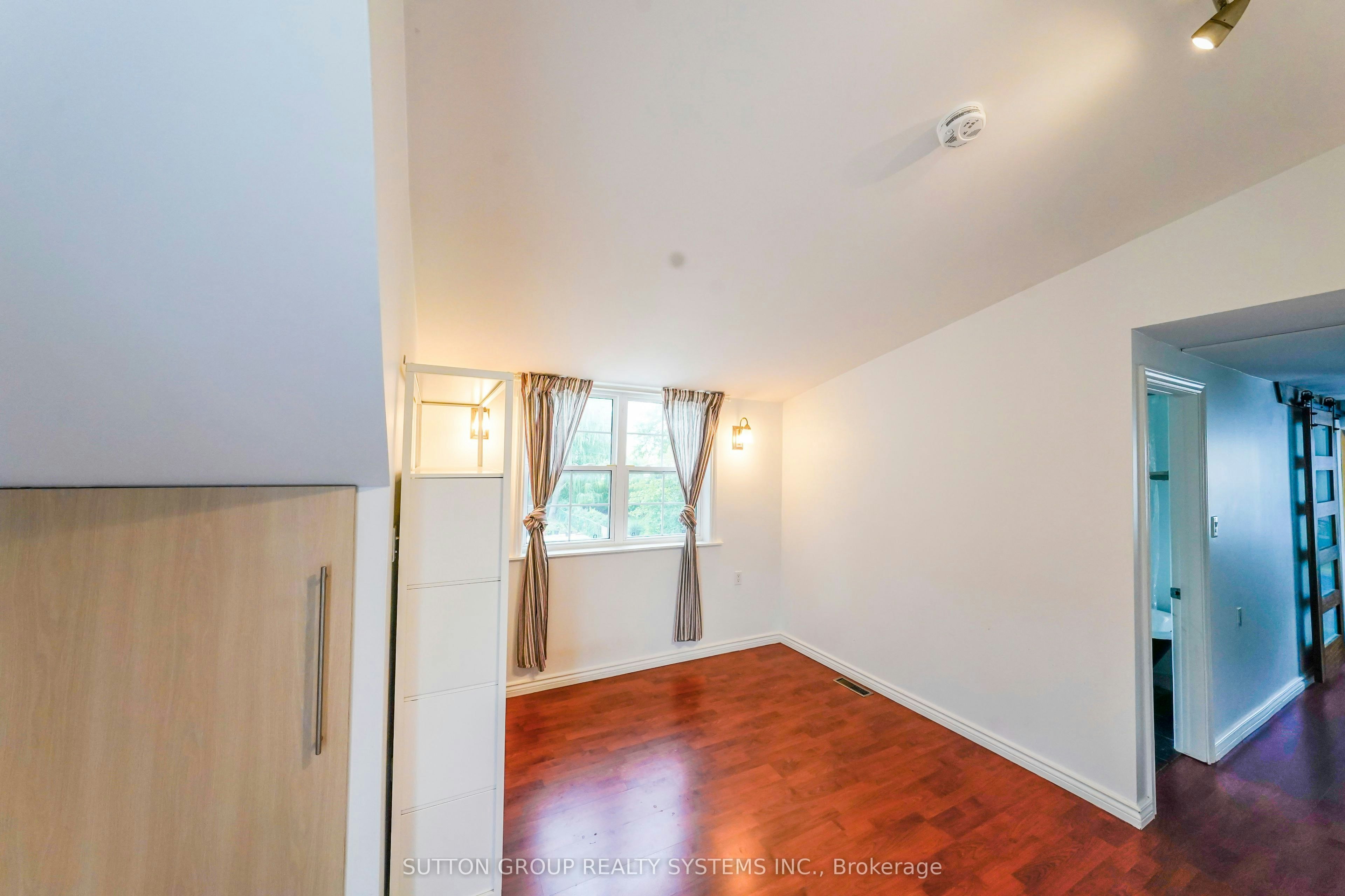 Upper-684 Birchmount Road, Toronto, ON, M1K 1R3 - 22