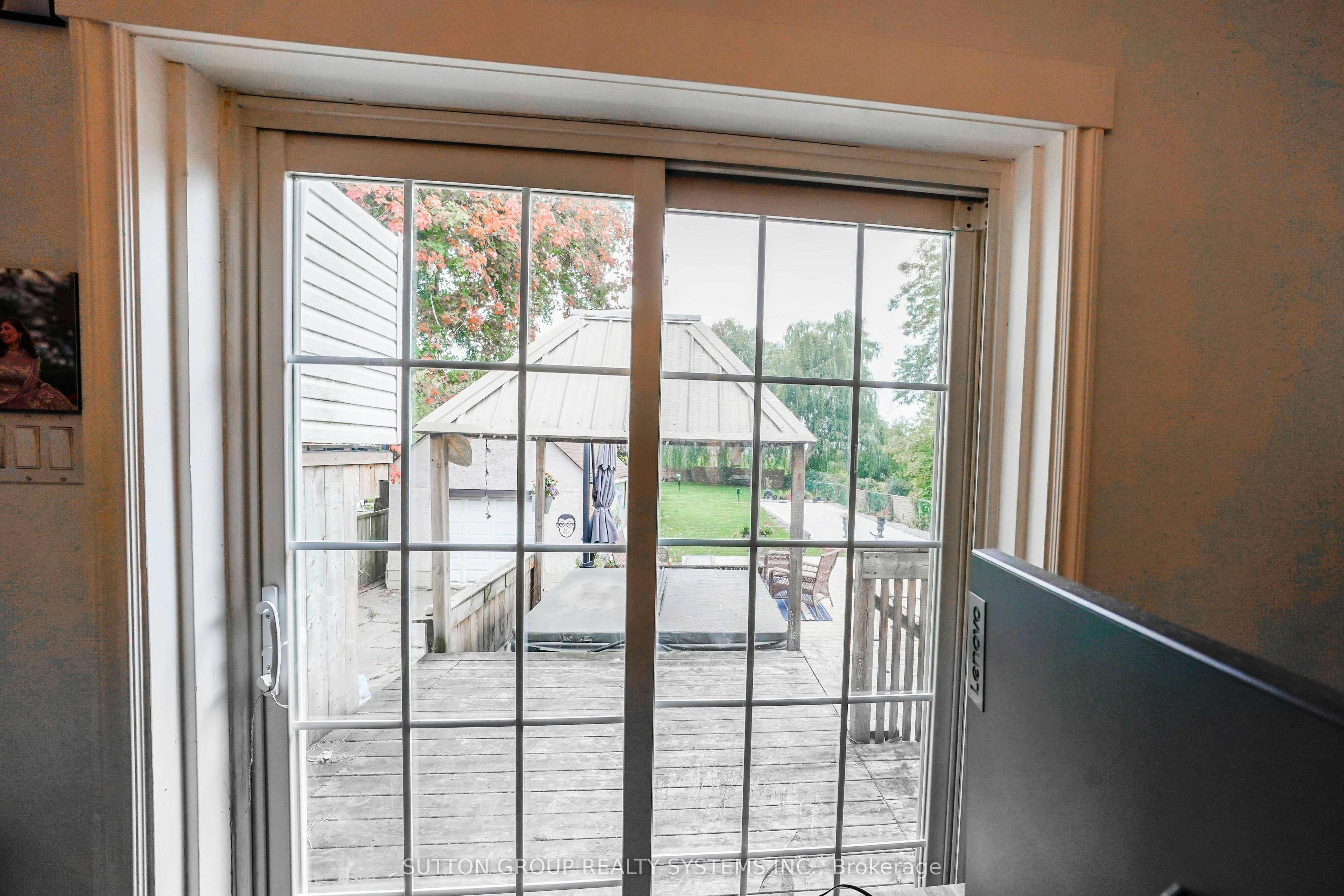 Upper-684 Birchmount Road, Toronto, ON, M1K 1R3 - 12