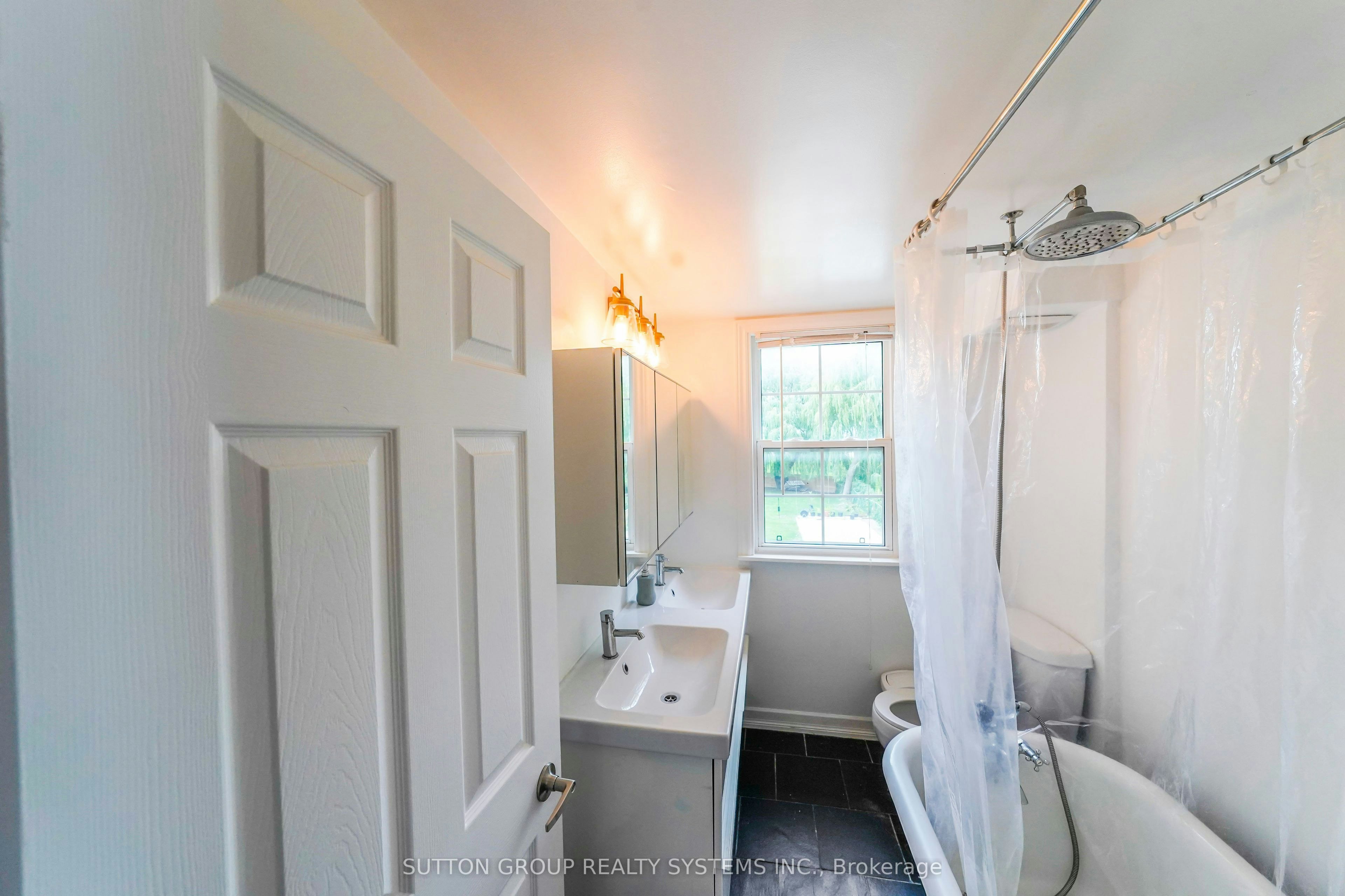 Upper-684 Birchmount Road, Toronto, ON, M1K 1R3 - 24