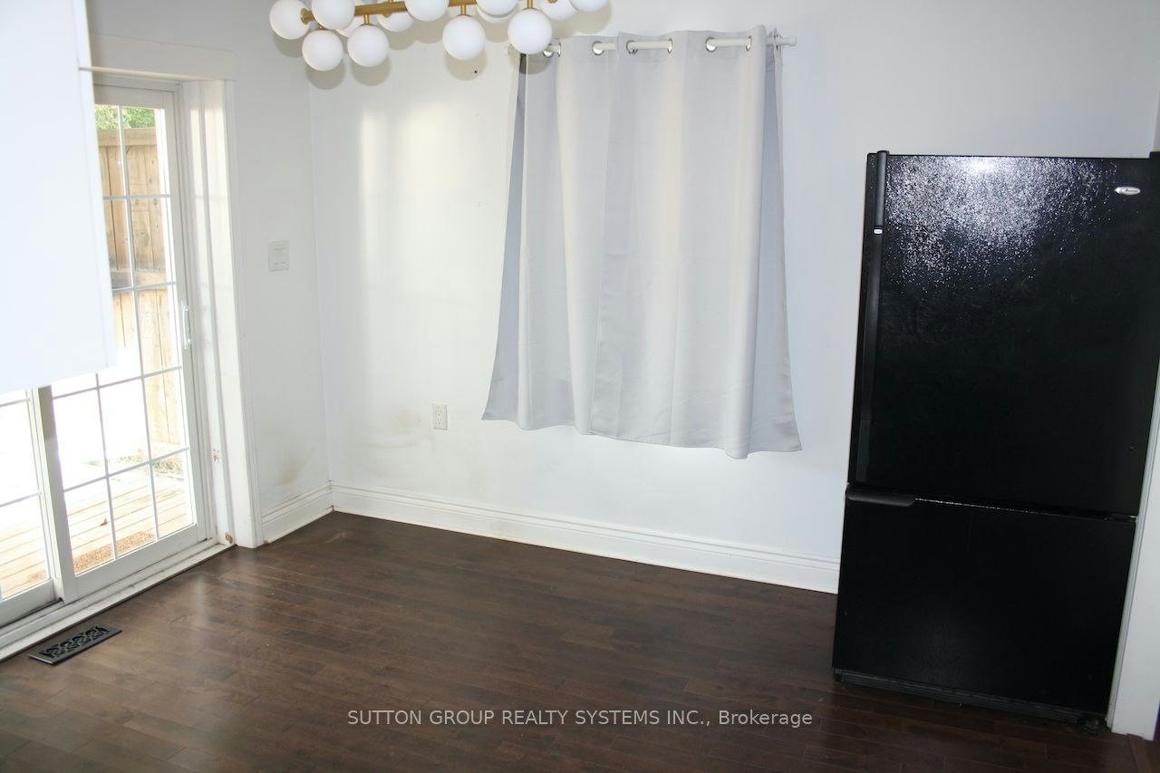 Upper-684 Birchmount Road, Toronto, ON, M1K 1R3 - 34