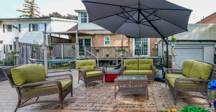 Upper-684 Birchmount Road, Toronto, ON, M1K 1R3