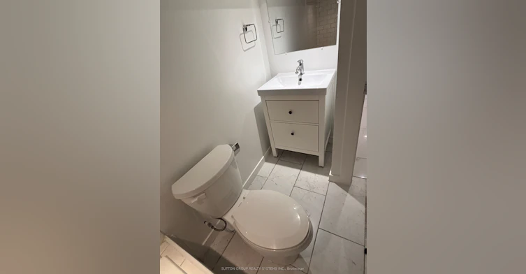 Bsmt-327 Coxwell (Basement) Avenue, Toronto, ON, M4L 3B5 - 12