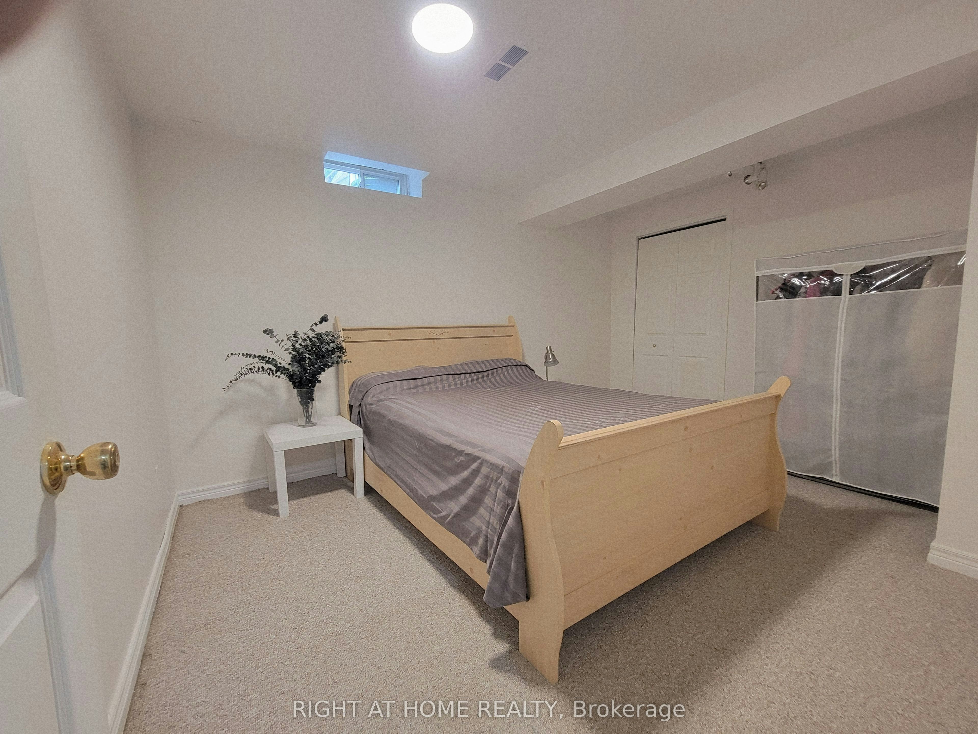 Basement-70 Lipton Crescent, Whitby, ON, L1R 1W9 - 11