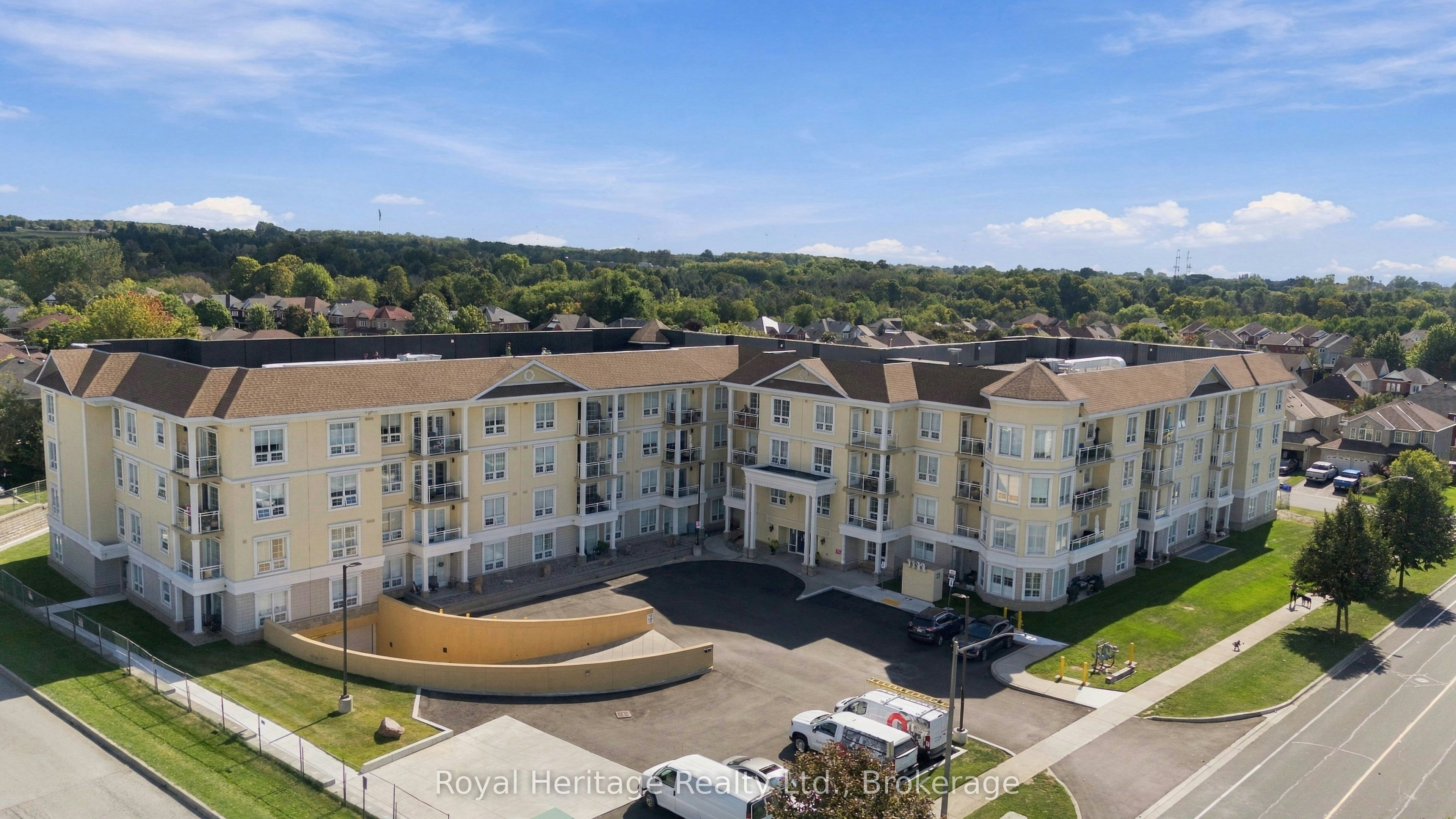106-21 Brookhouse Drive, Clarington, ON, L1B 0V4