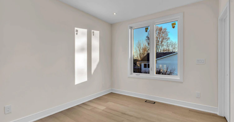 19 Topham Road, Toronto, ON, M4B 3K3 - 27