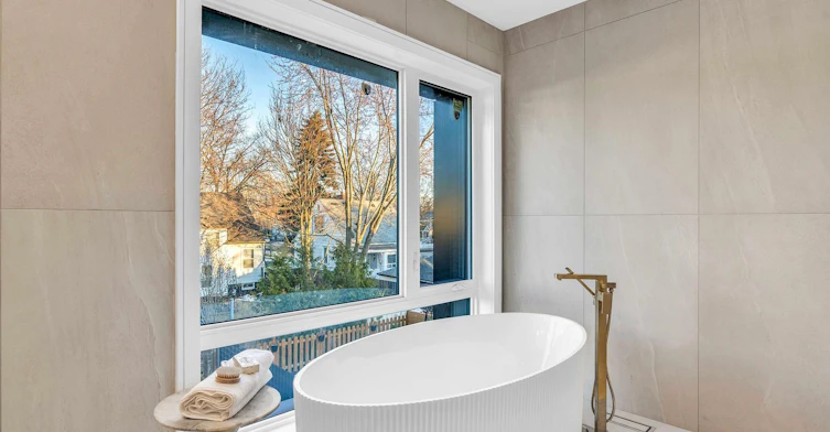 19 Topham Road, Toronto, ON, M4B 3K3 - 22