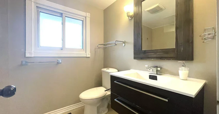 Upper-15 Orangewood Crescent, Toronto, ON, M1W 1C5 - 13