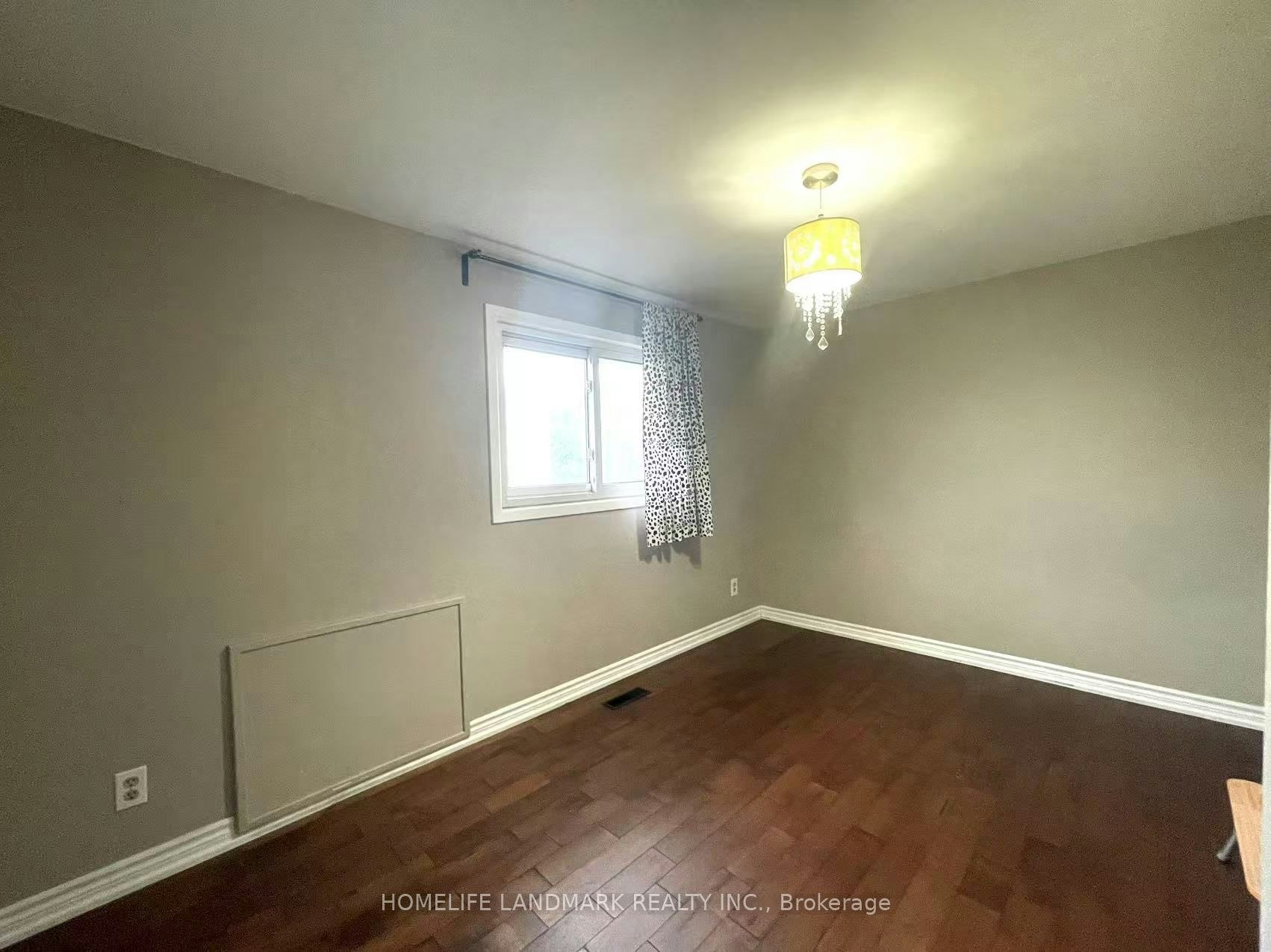 Upper-15 Orangewood Crescent, Toronto, ON, M1W 1C5 - 14