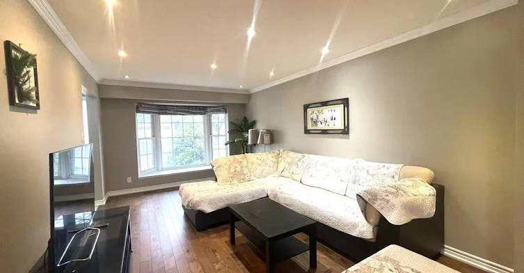 Upper-15 Orangewood Crescent, Toronto, ON, M1W 1C5 - 8