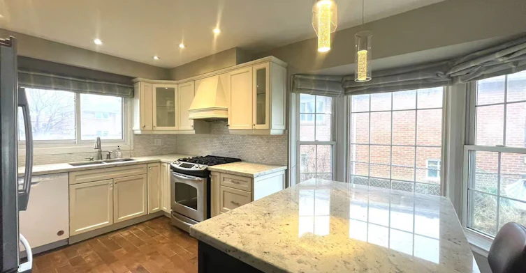 Upper-15 Orangewood Crescent, Toronto, ON, M1W 1C5 - 6